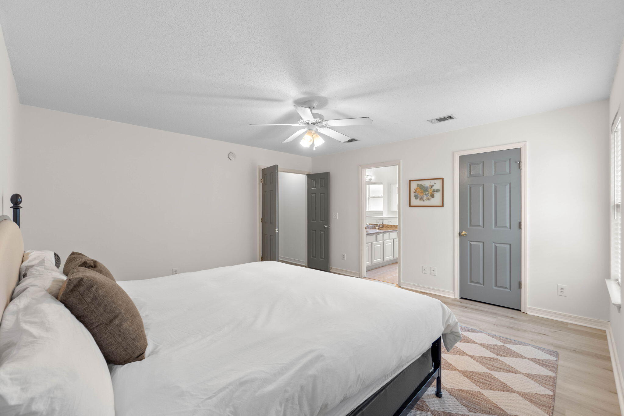 SHALIMAR COTTAGES - Residential