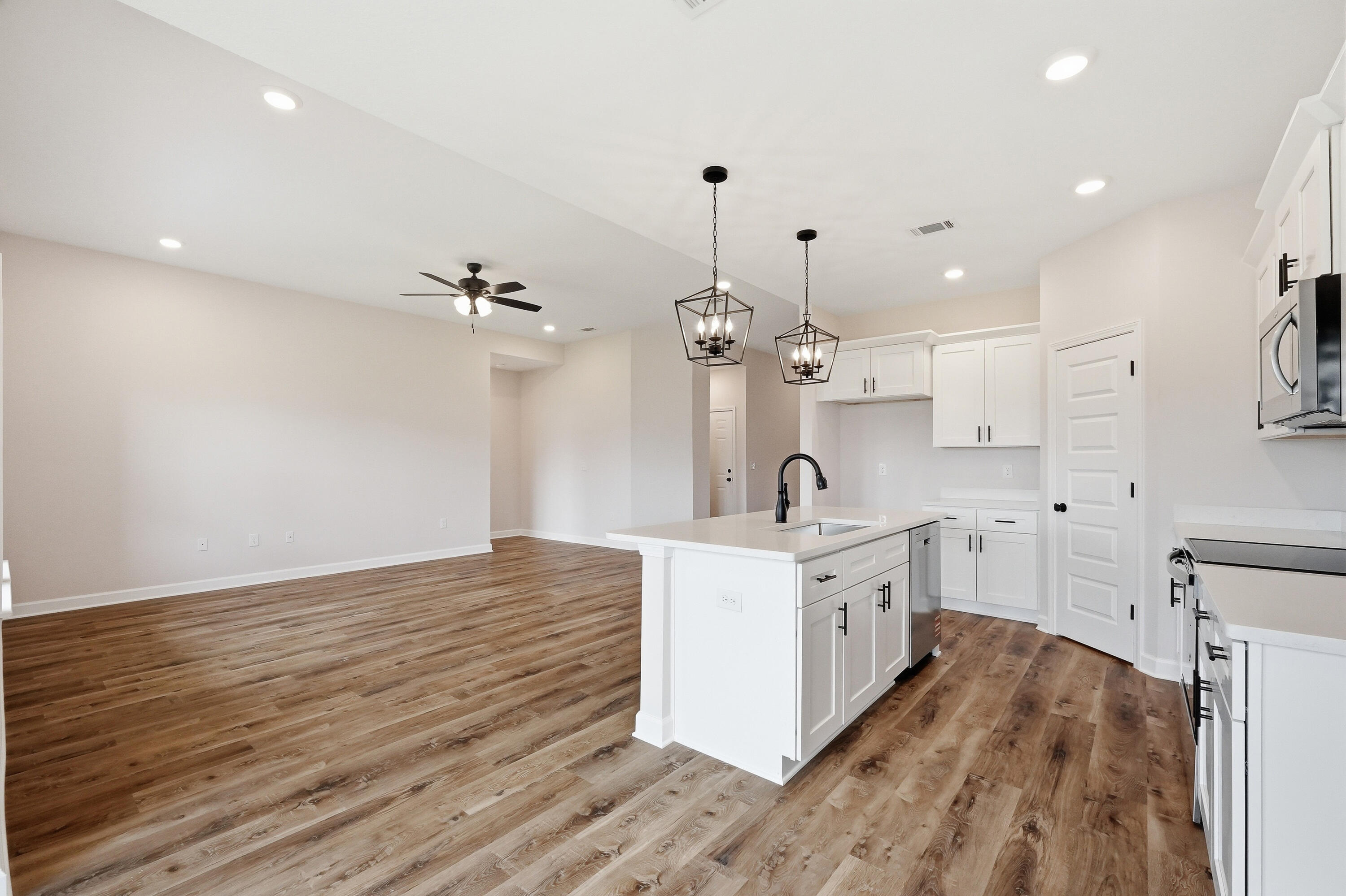 BARTON'S BEND - Residential