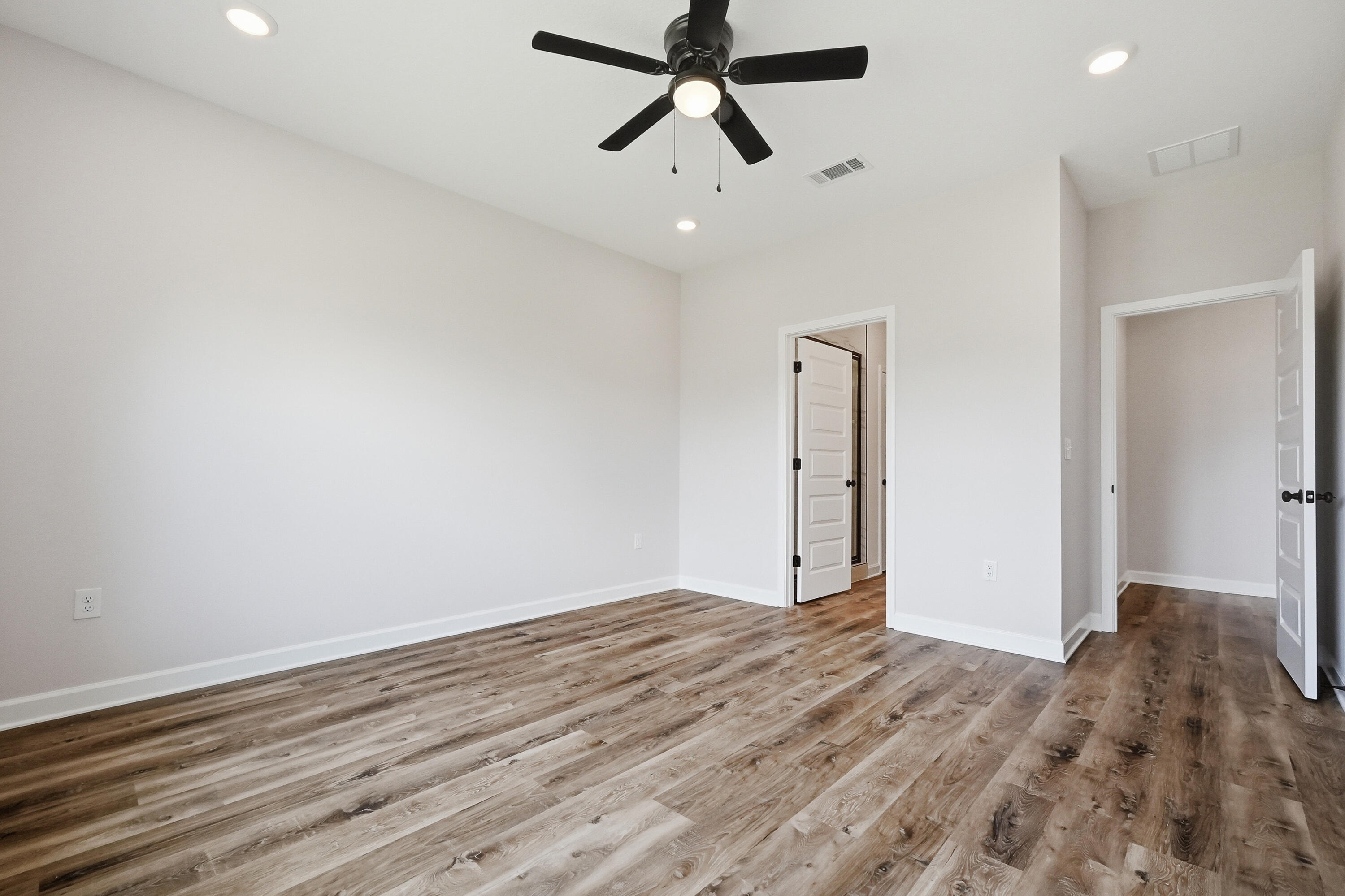 BARTON'S BEND - Residential