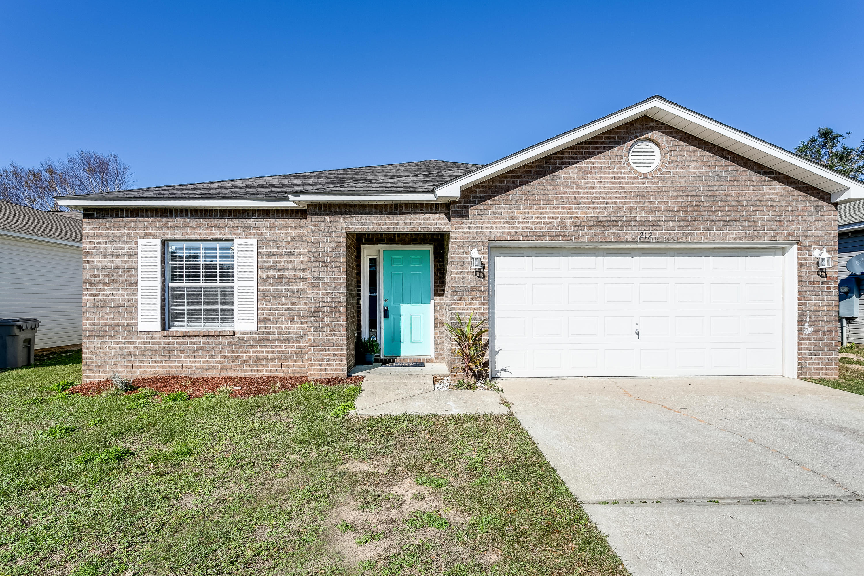 HOLSBERRY ESTATES - Residential