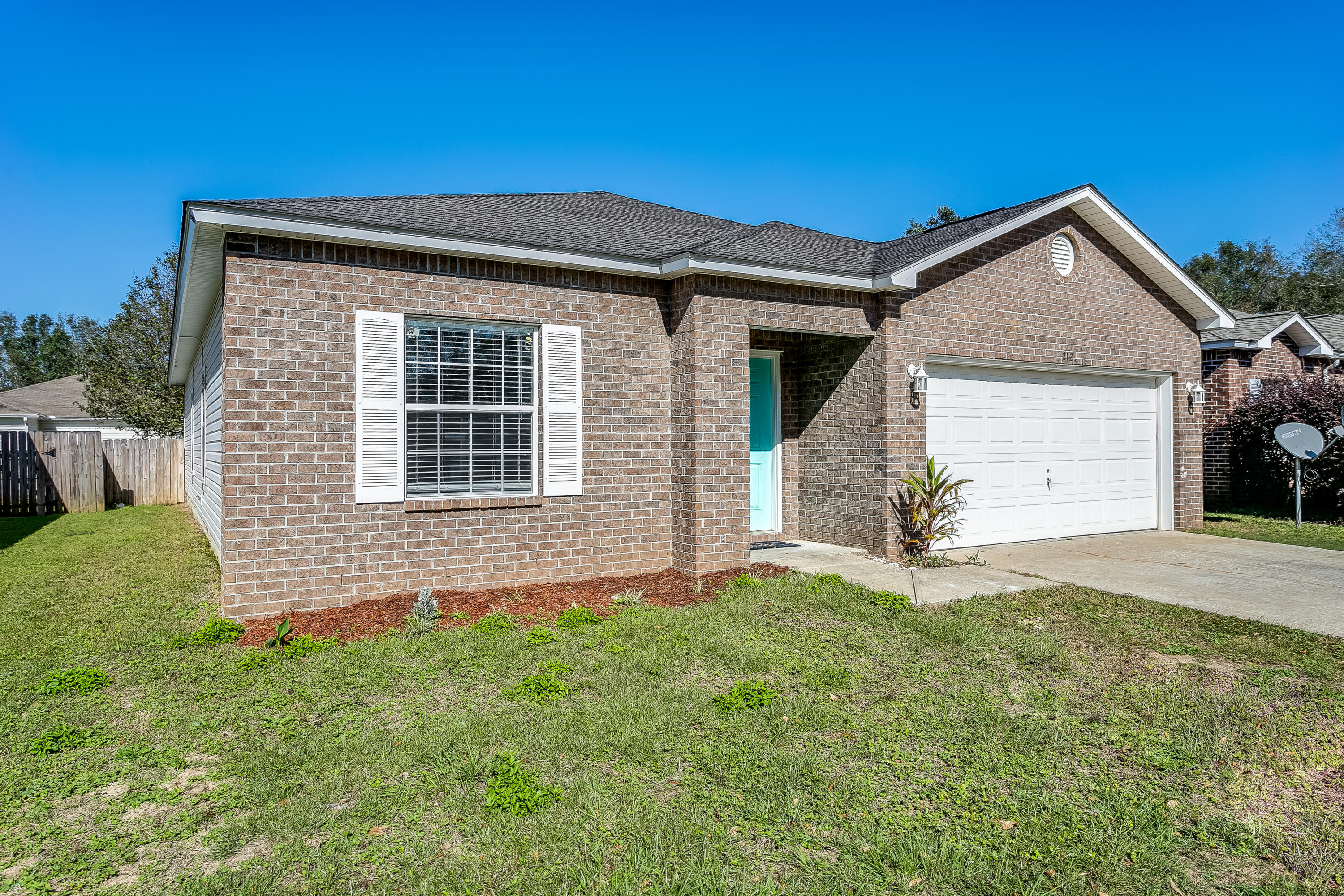 HOLSBERRY ESTATES - Residential