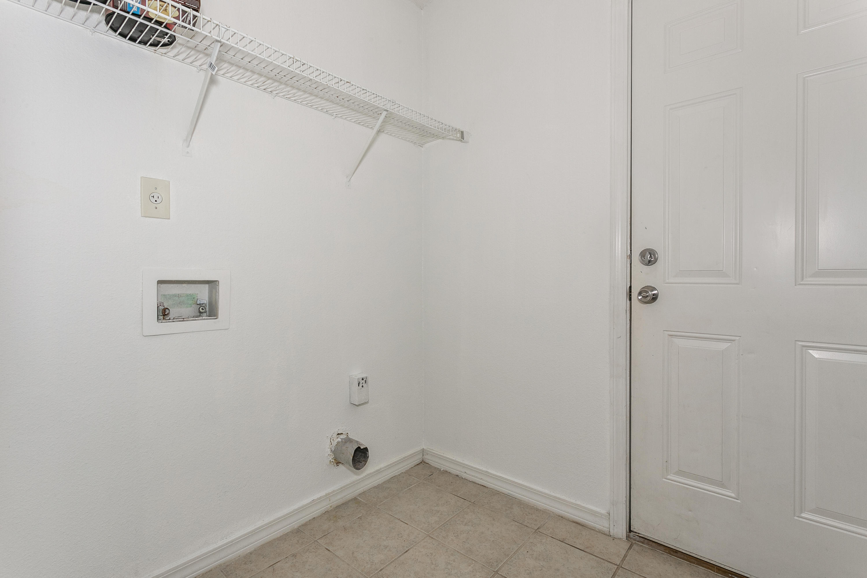 HOLSBERRY ESTATES - Residential