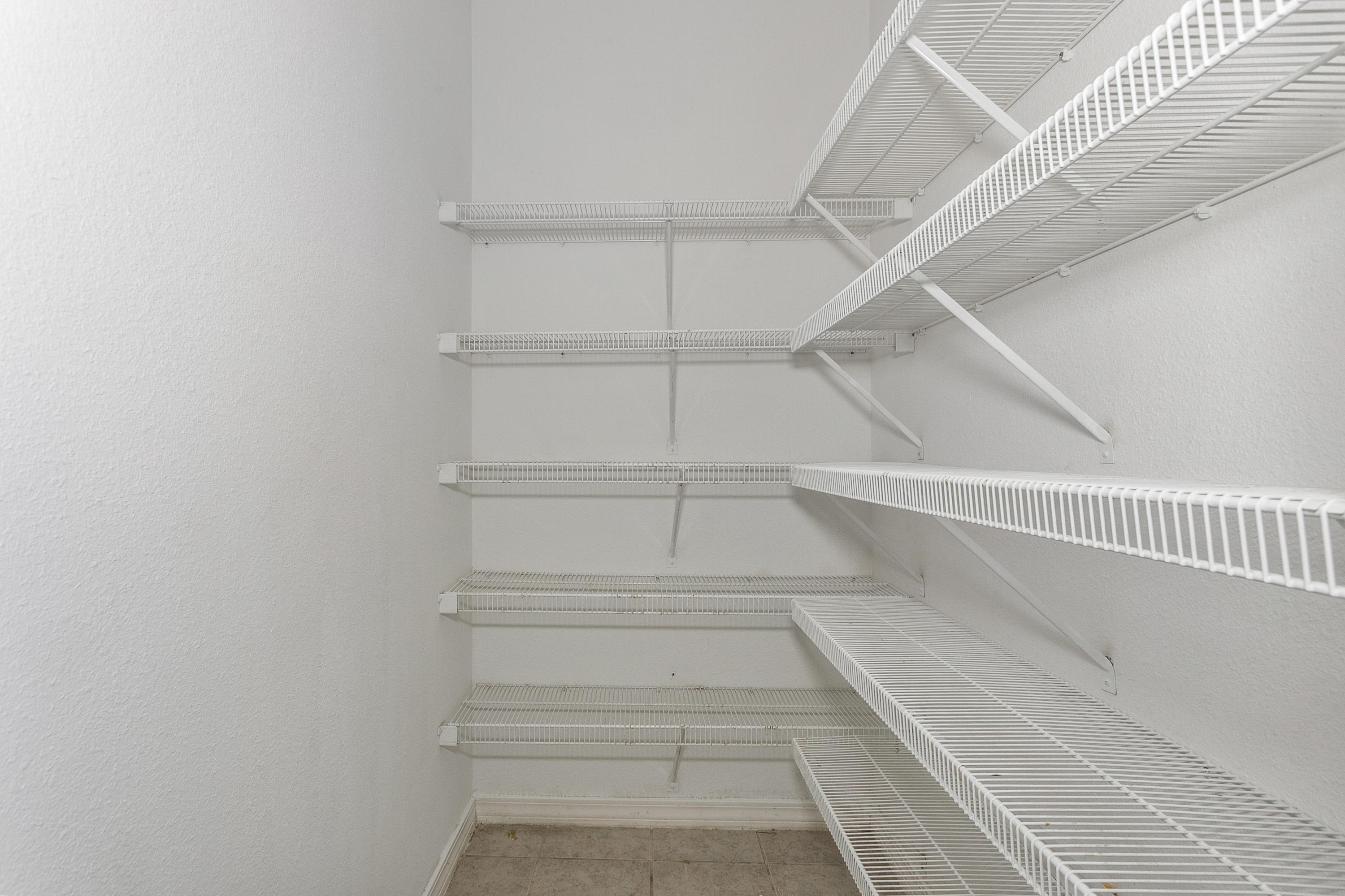 HOLSBERRY ESTATES - Residential