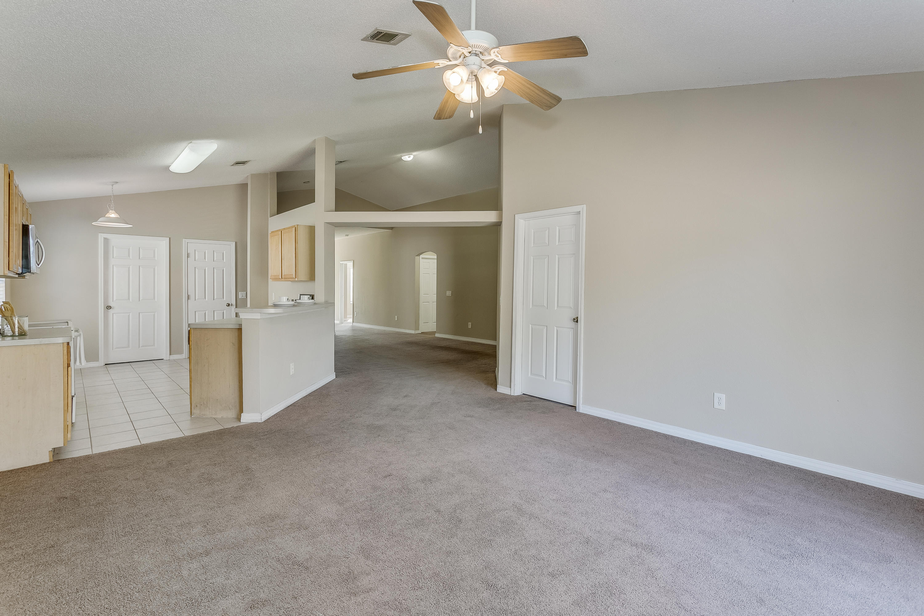 HOLSBERRY ESTATES - Residential