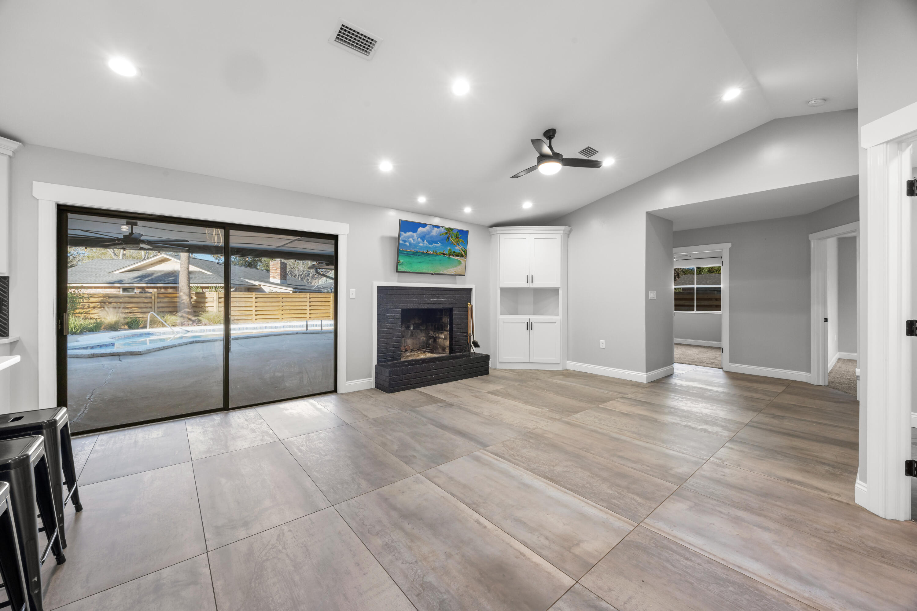 KENWOOD 2ND ADD - Residential