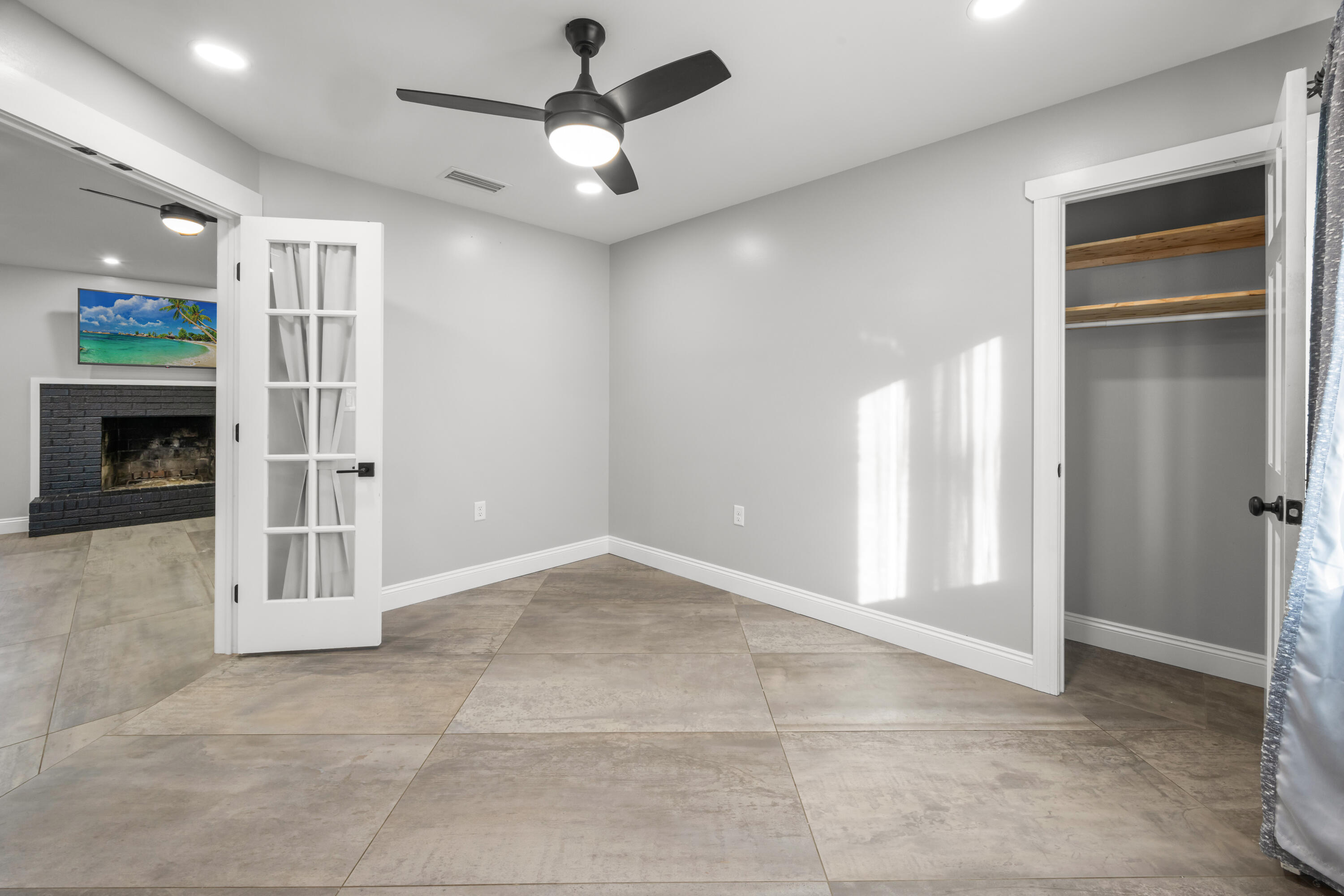 KENWOOD 2ND ADD - Residential