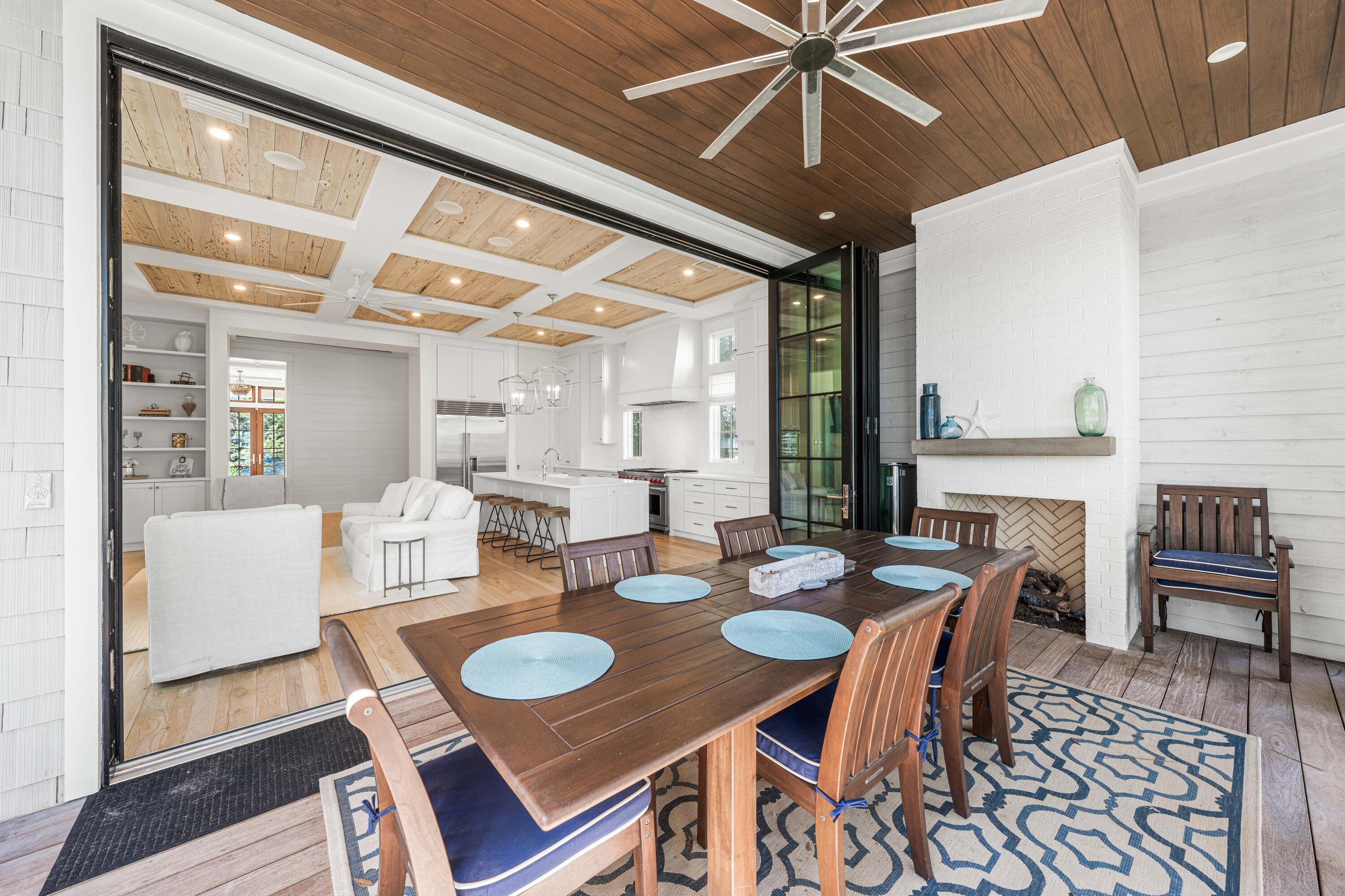 DRAPER LAKE COASTAL VILLAGE - Residential