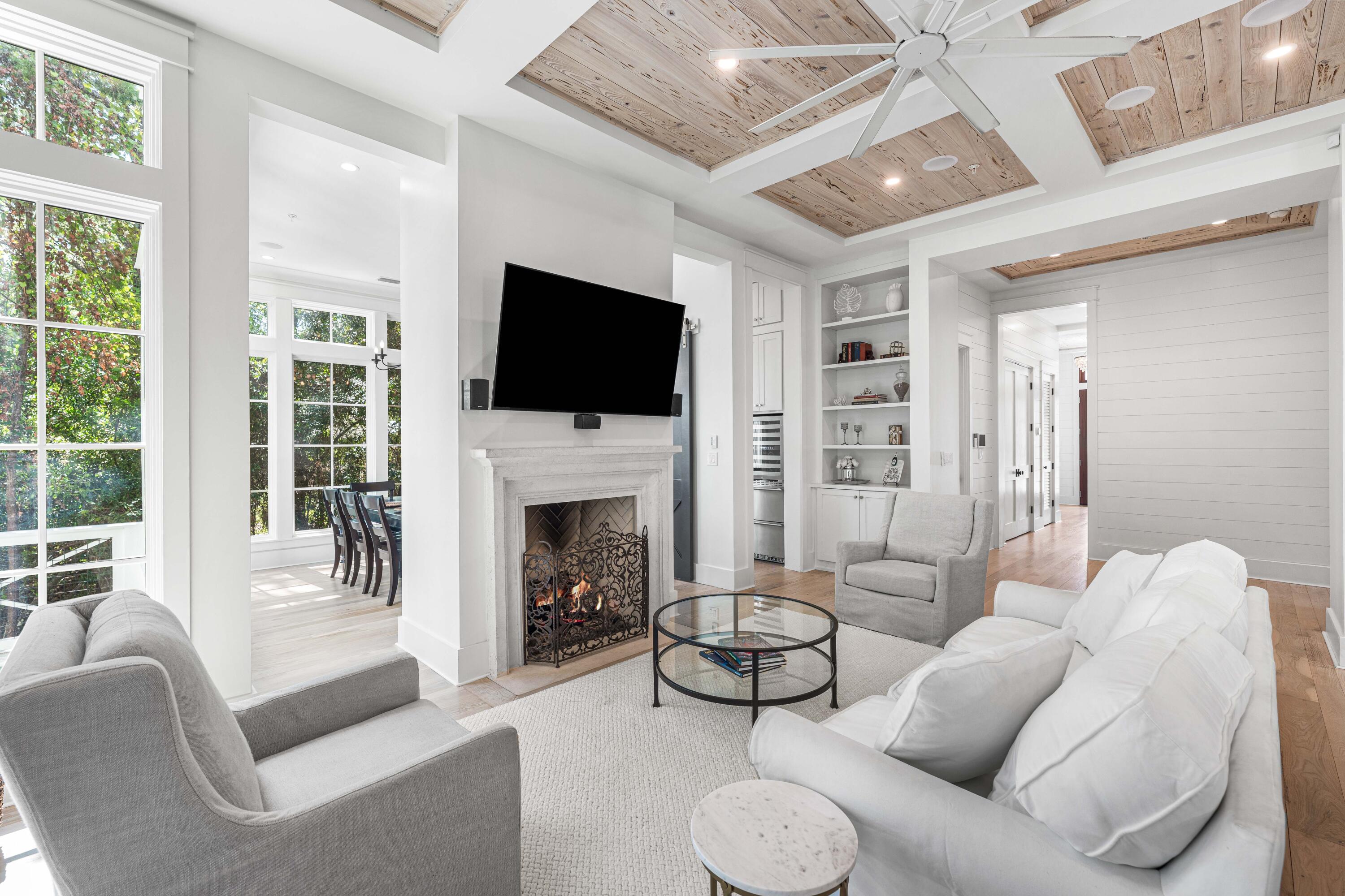 DRAPER LAKE COASTAL VILLAGE - Residential