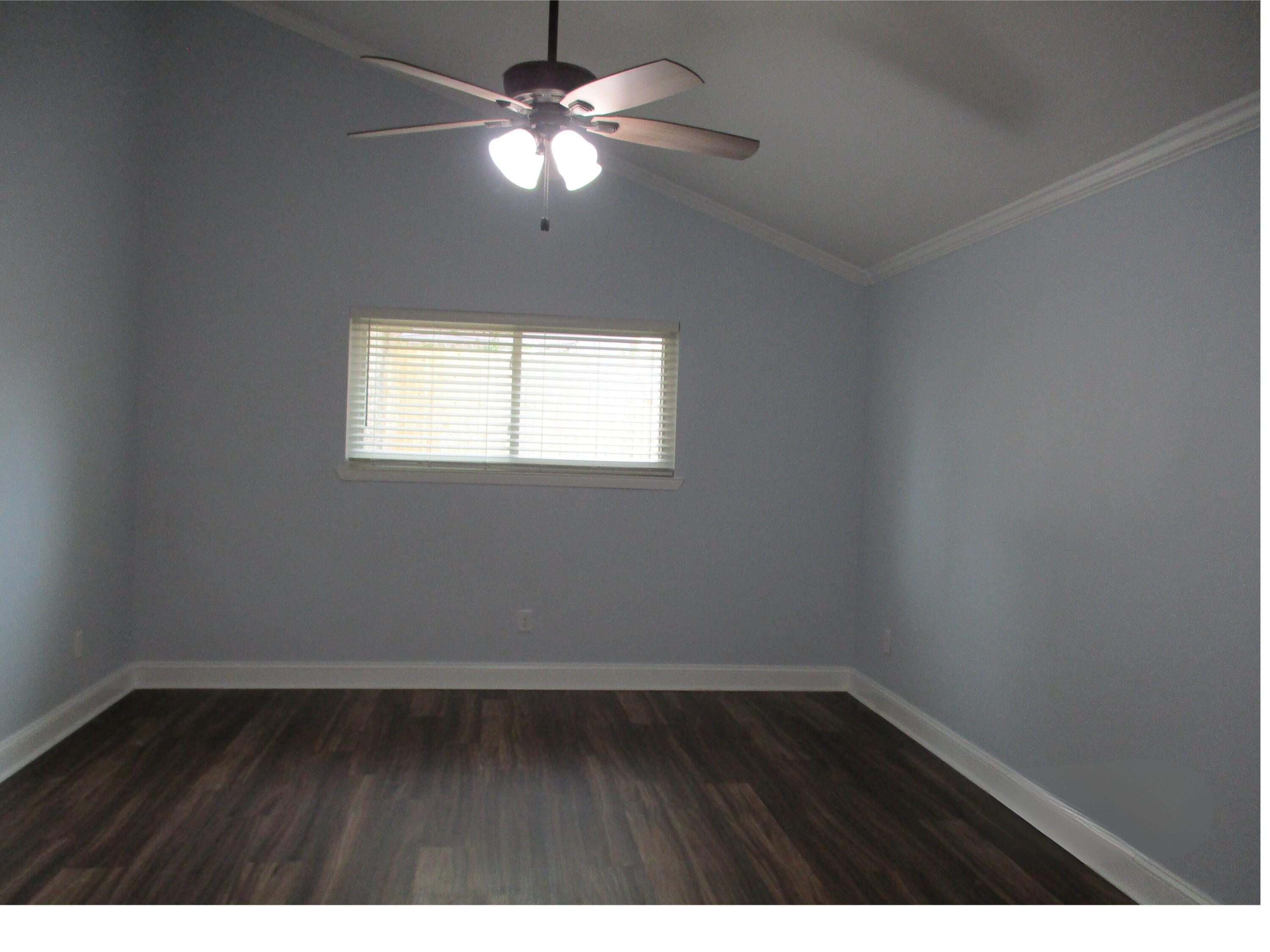 TANGLEWOOD S/D 1ST ADDN - Residential Lease