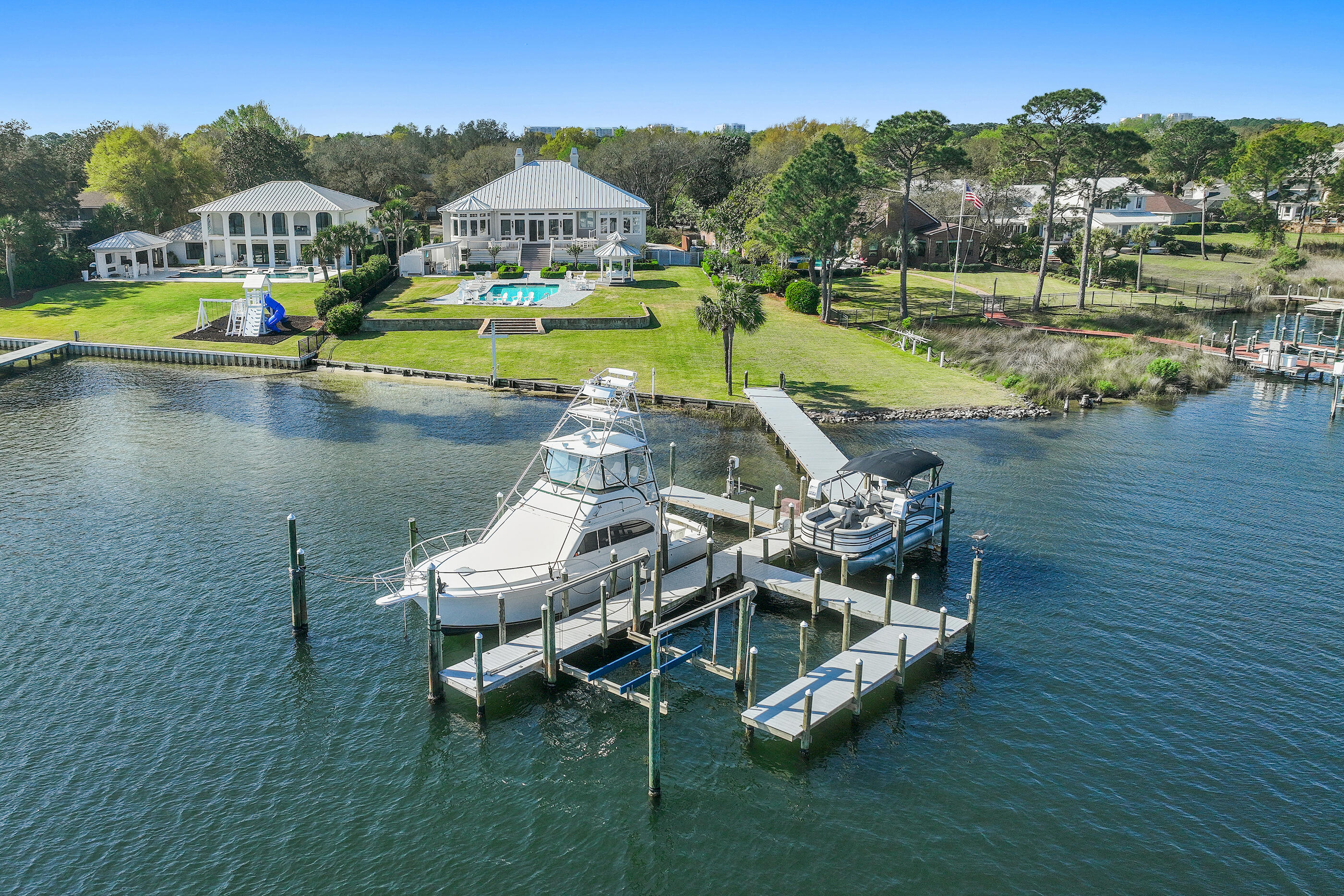 INDIAN BAYOU - Residential