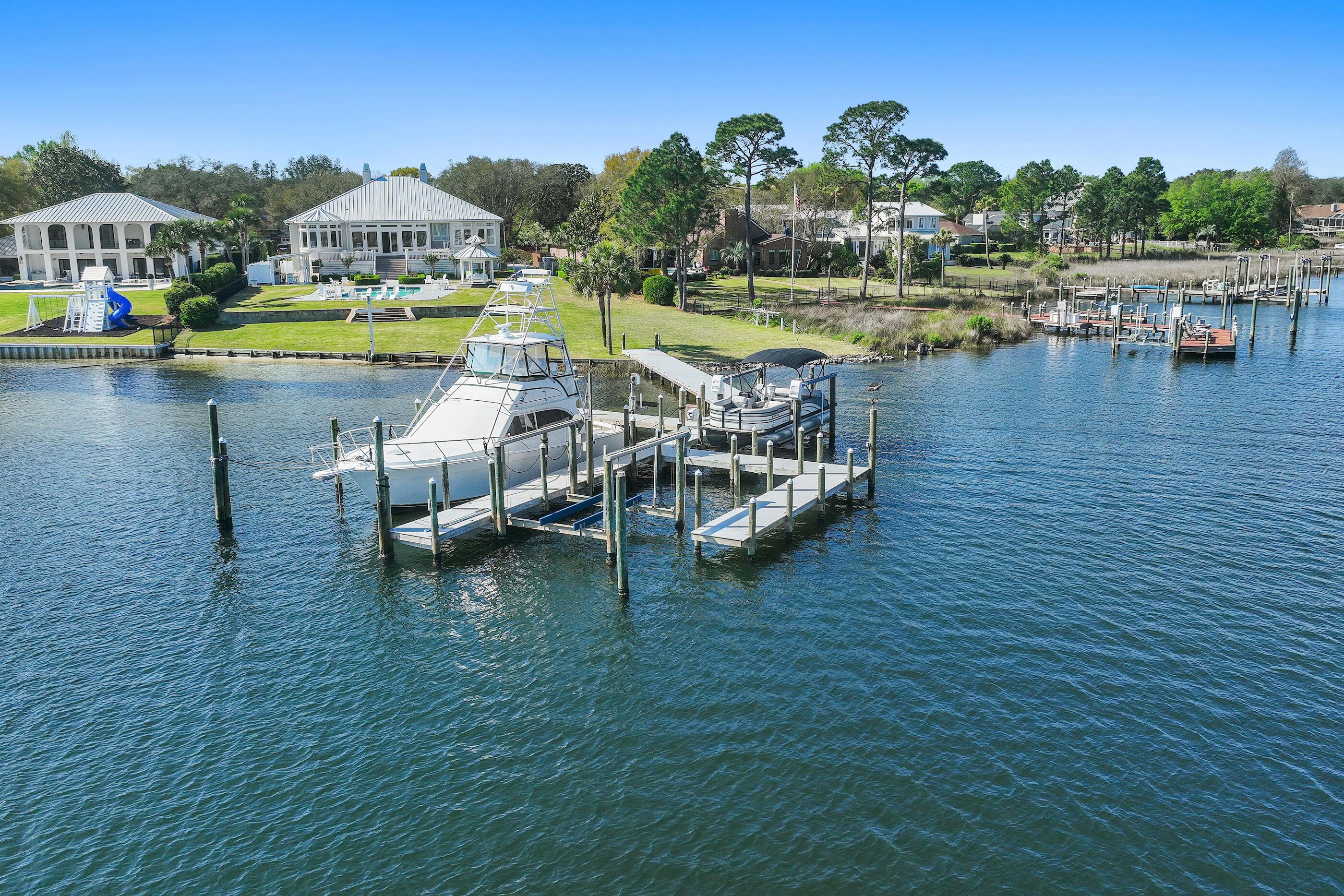 INDIAN BAYOU - Residential