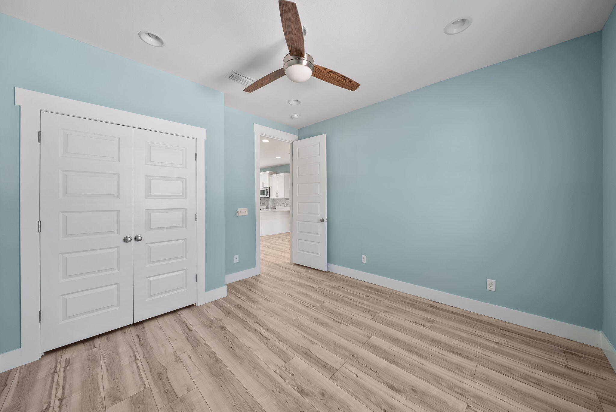 WATER OAKS - Residential