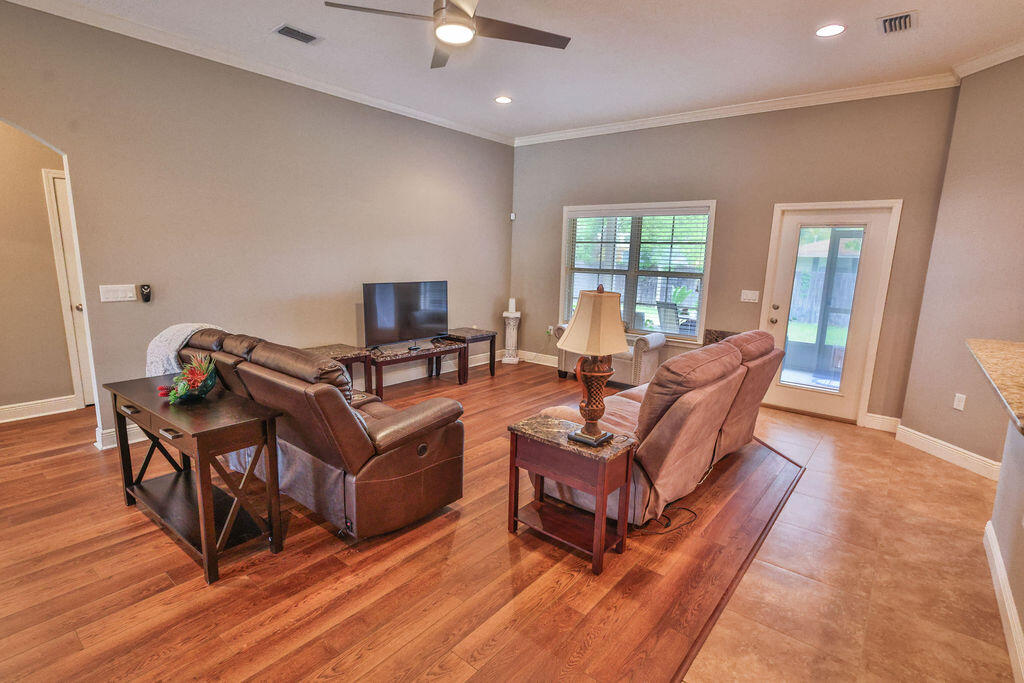 BEL AIR 2ND ADDN - Residential