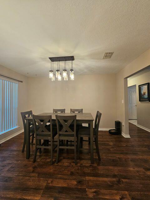 CREETWOODS - Residential Lease