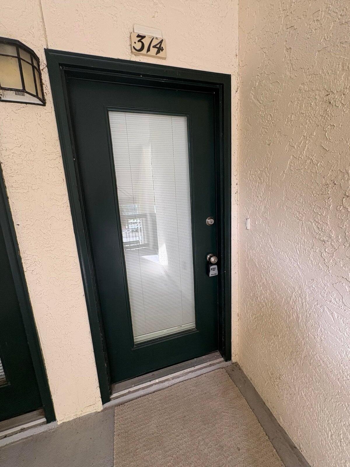 LAKESIDE CONDO AT BLUEWATER BAY - Residential Lease