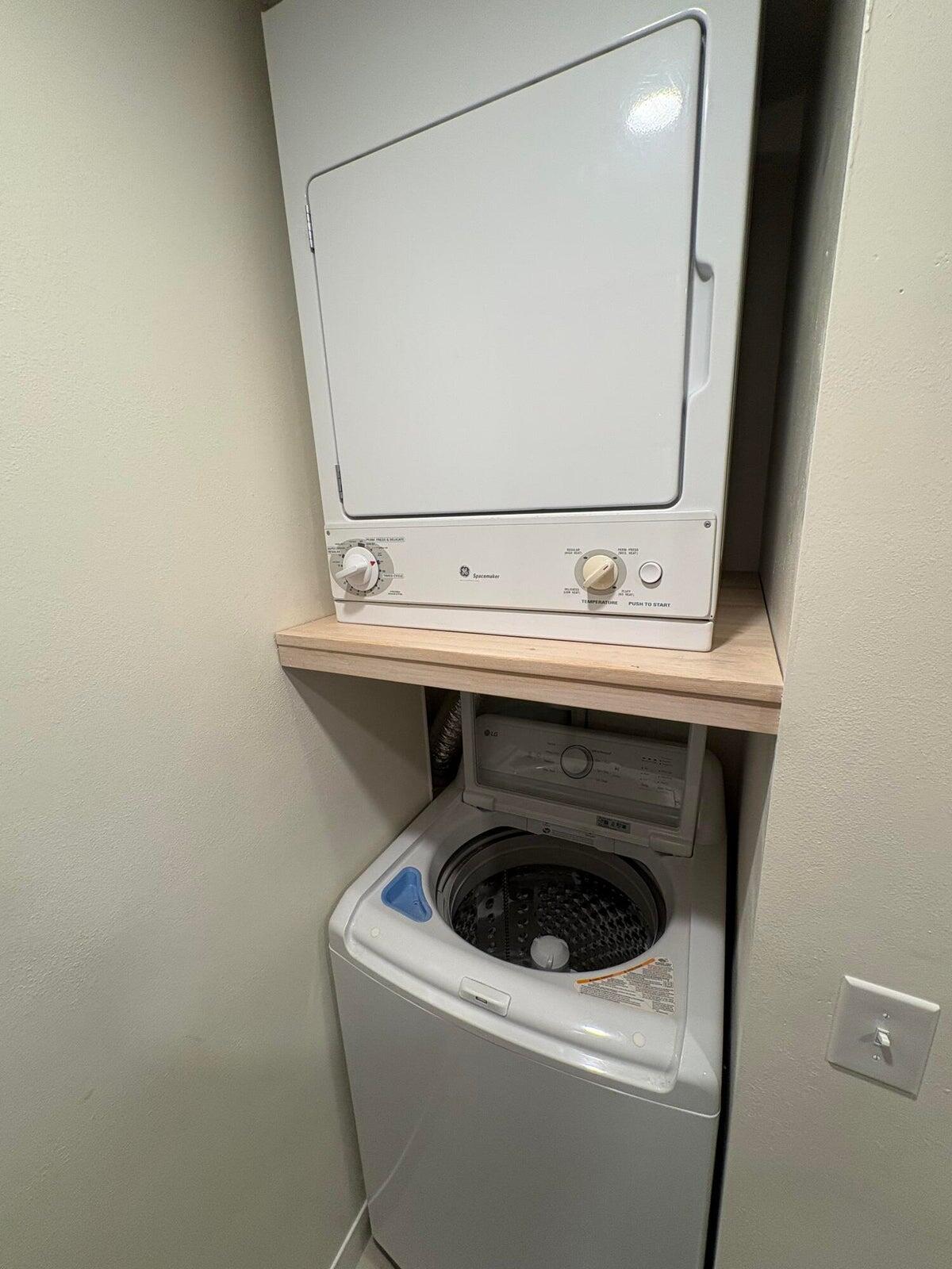 LAKESIDE CONDO AT BLUEWATER BAY - Residential Lease