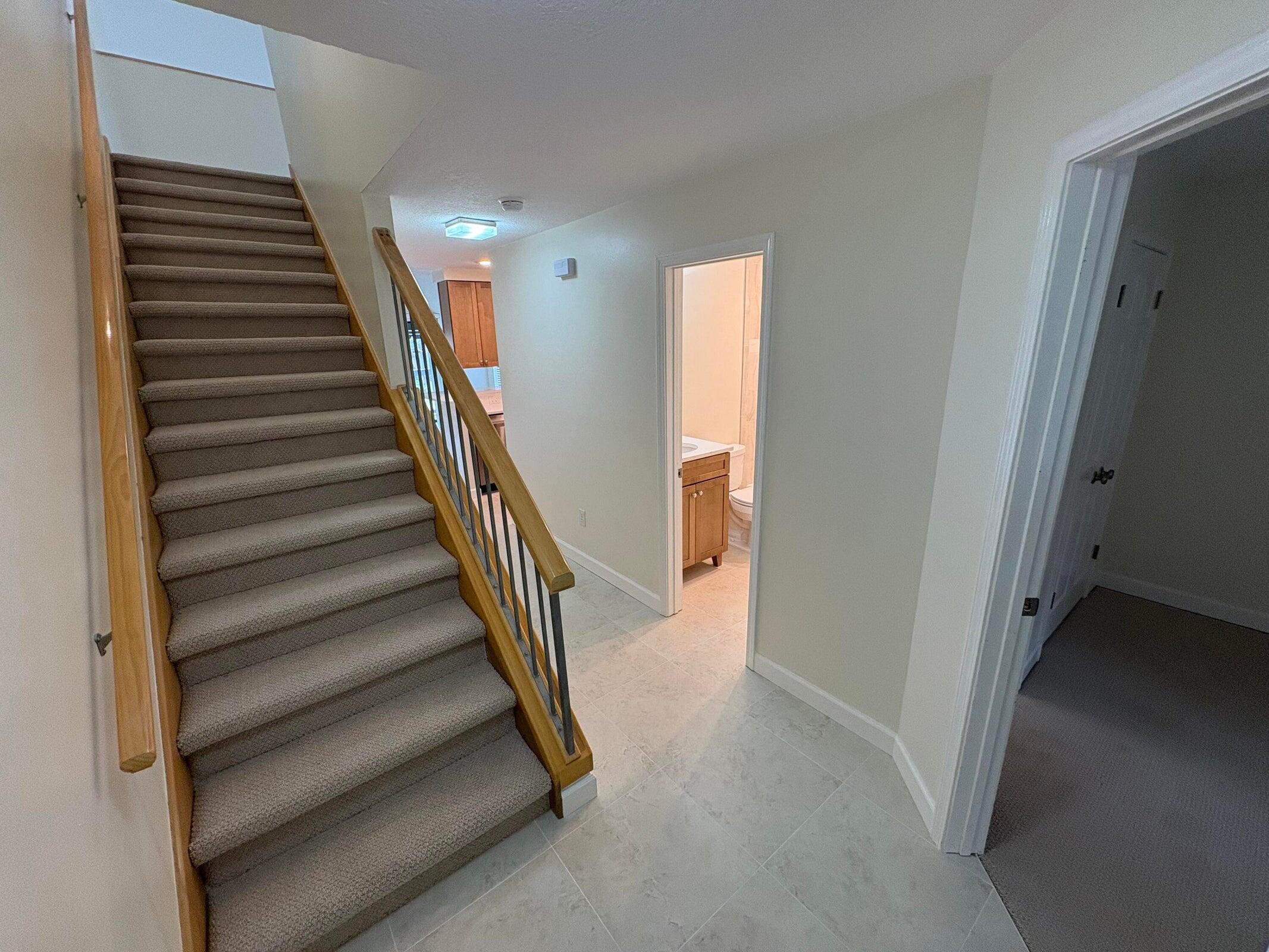 LAKESIDE CONDO AT BLUEWATER BAY - Residential Lease