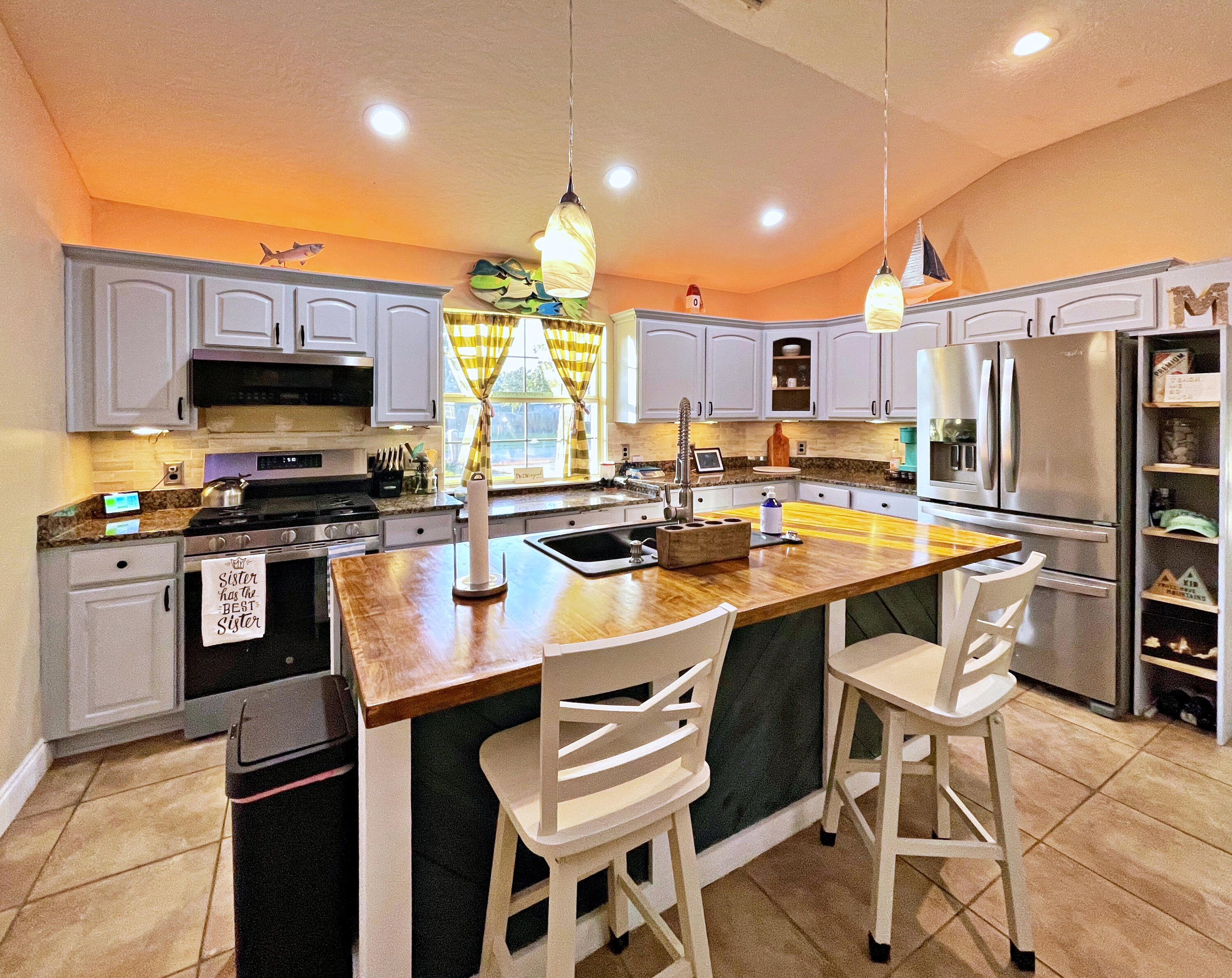 2064 Bella Breeze Court