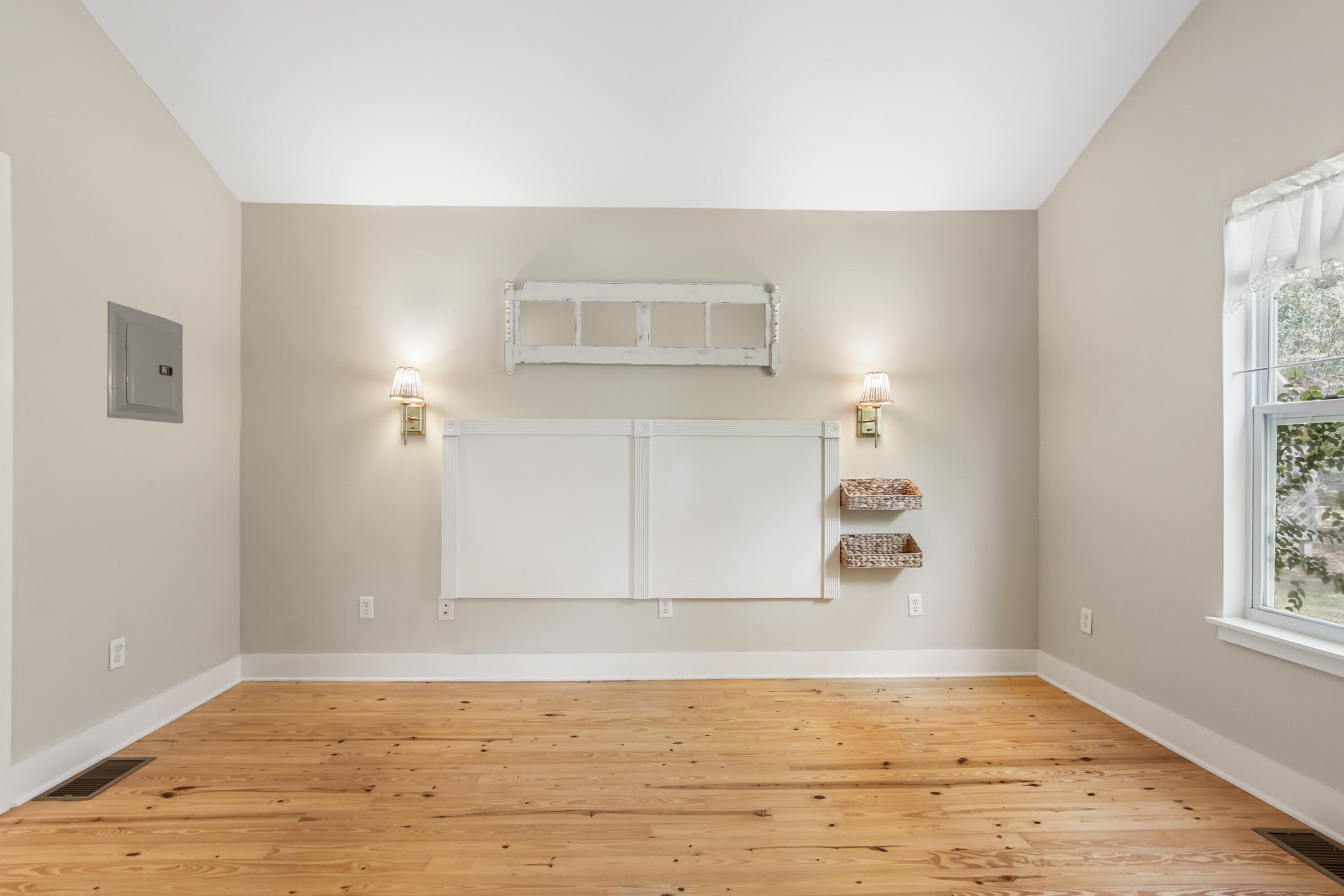 NONESUCH WAY - Residential