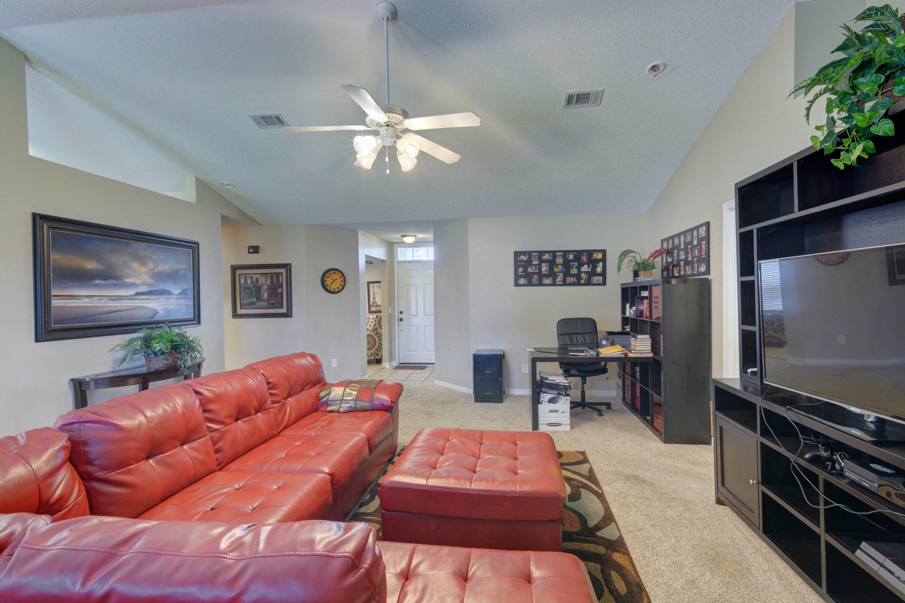 HOLLEY BY THE SEA - Residential