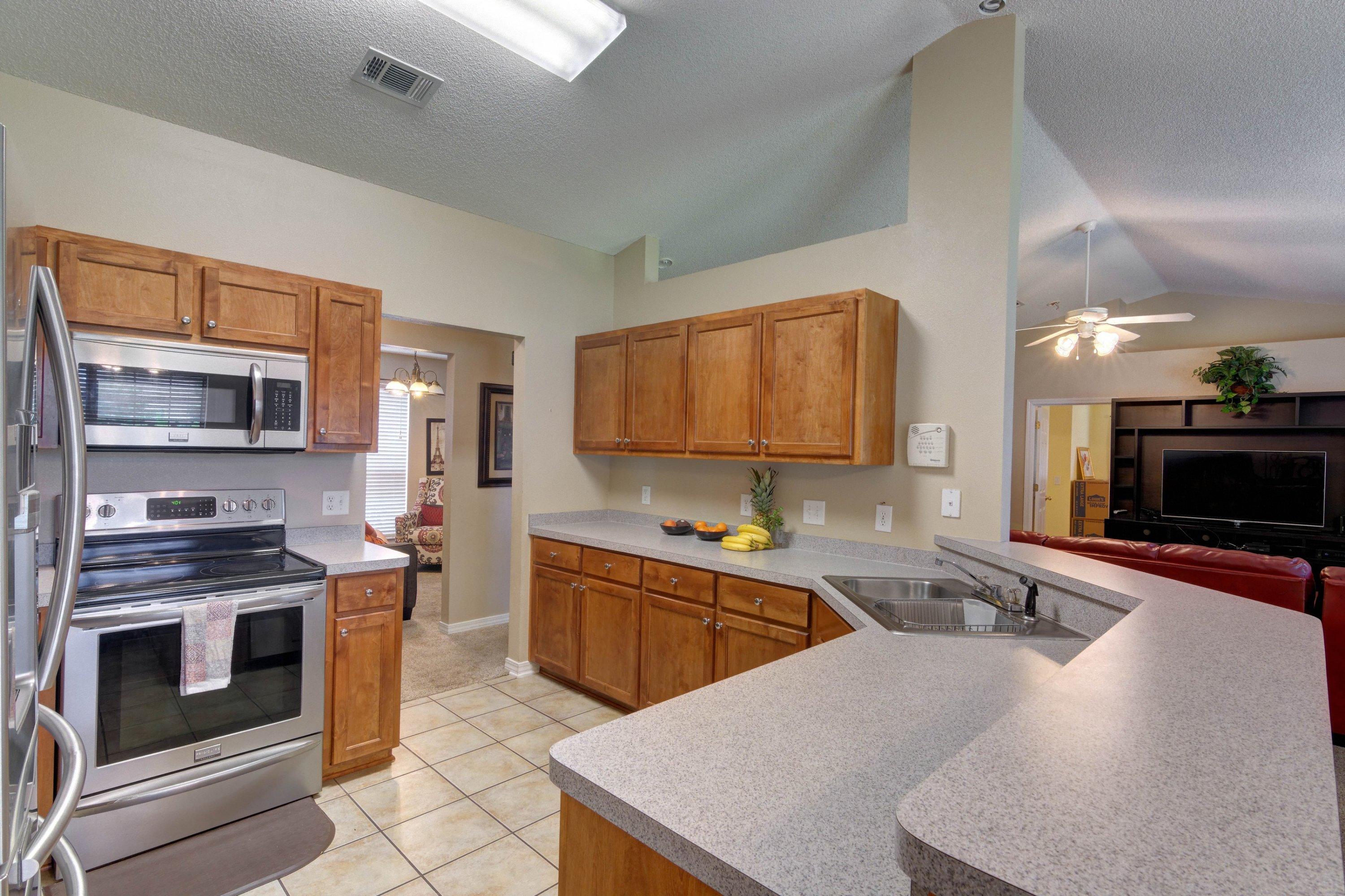 HOLLEY BY THE SEA - Residential