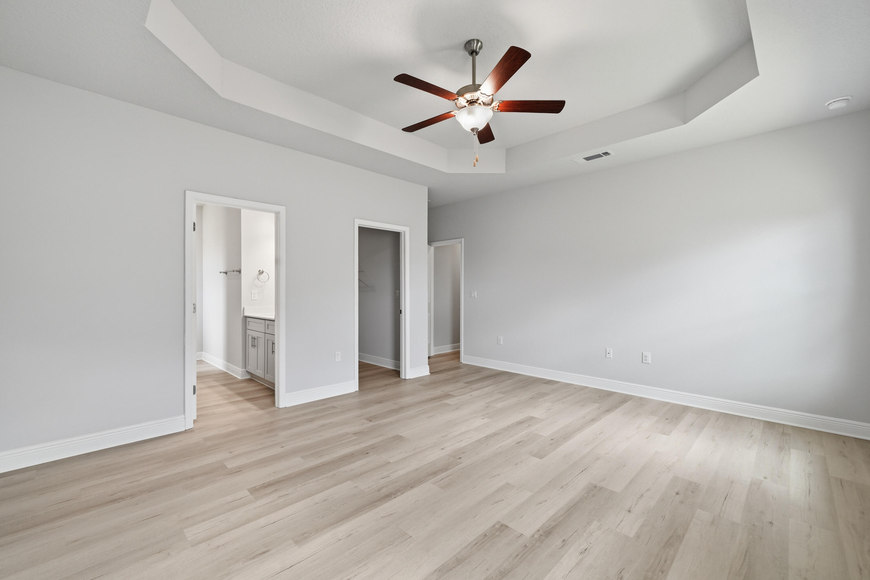 THE BLUFFS AT LAFAYETTE - Residential Lease