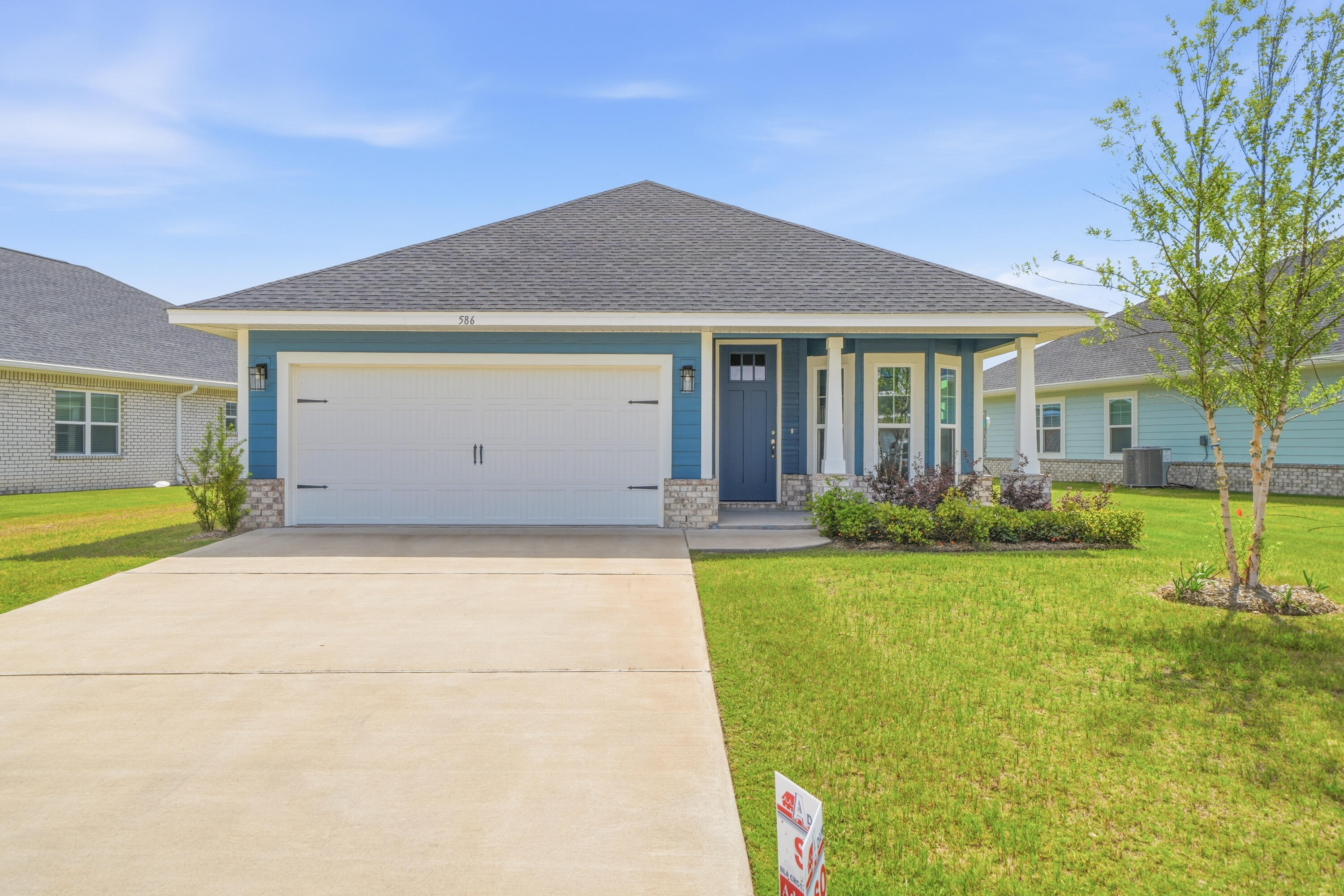 THE BLUFFS AT LAFAYETTE - Residential Lease
