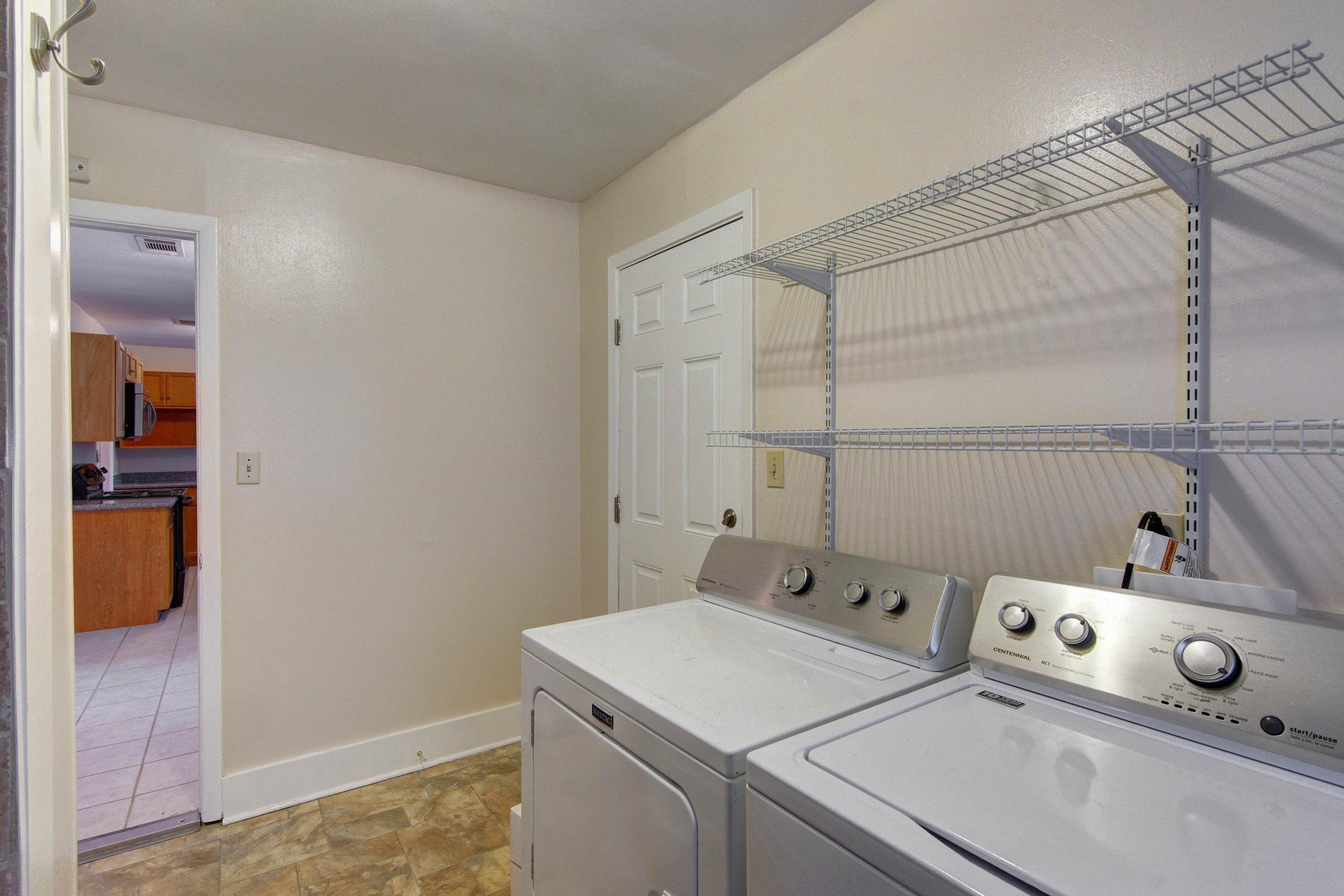 BELLE MEADE - Residential