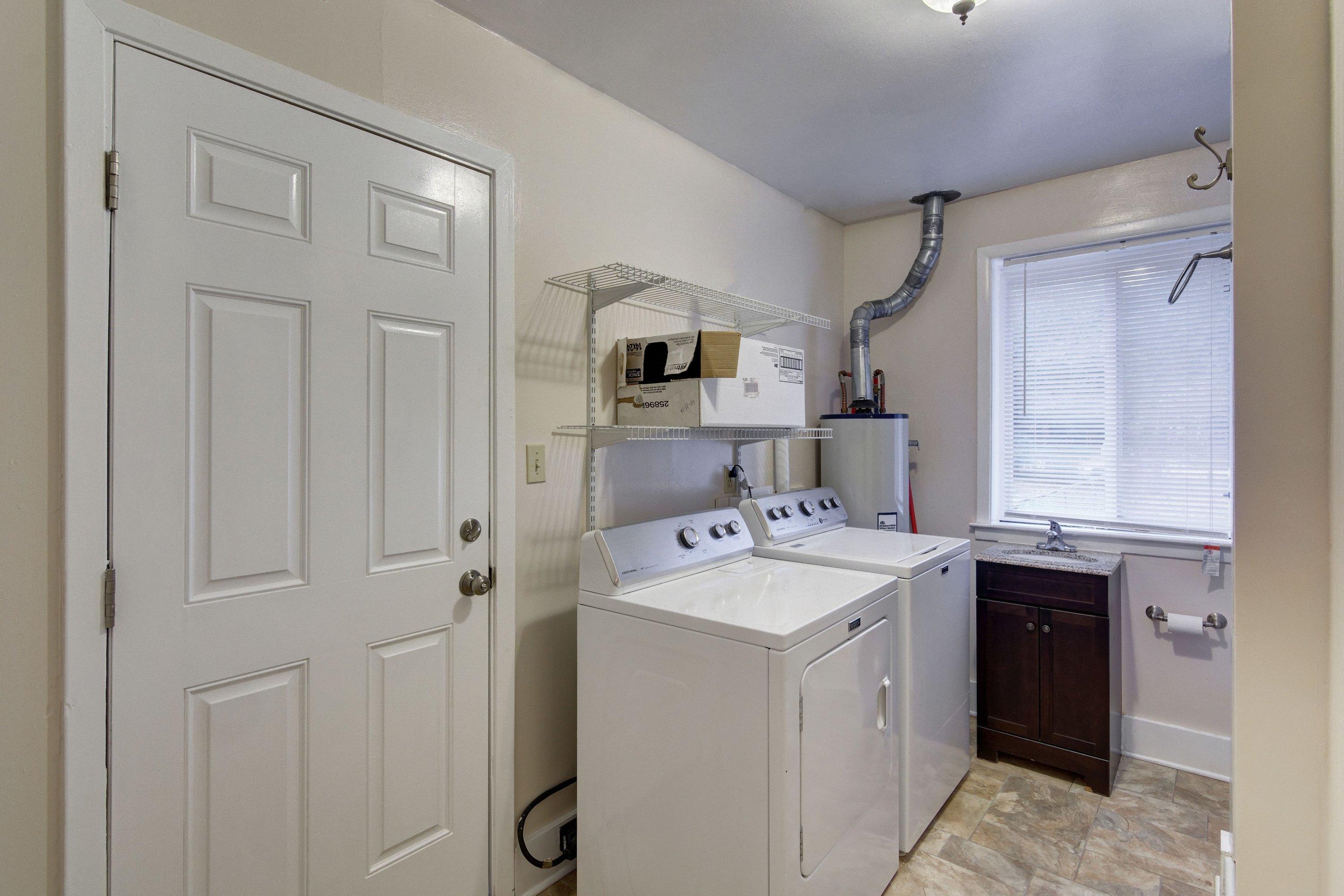 BELLE MEADE - Residential