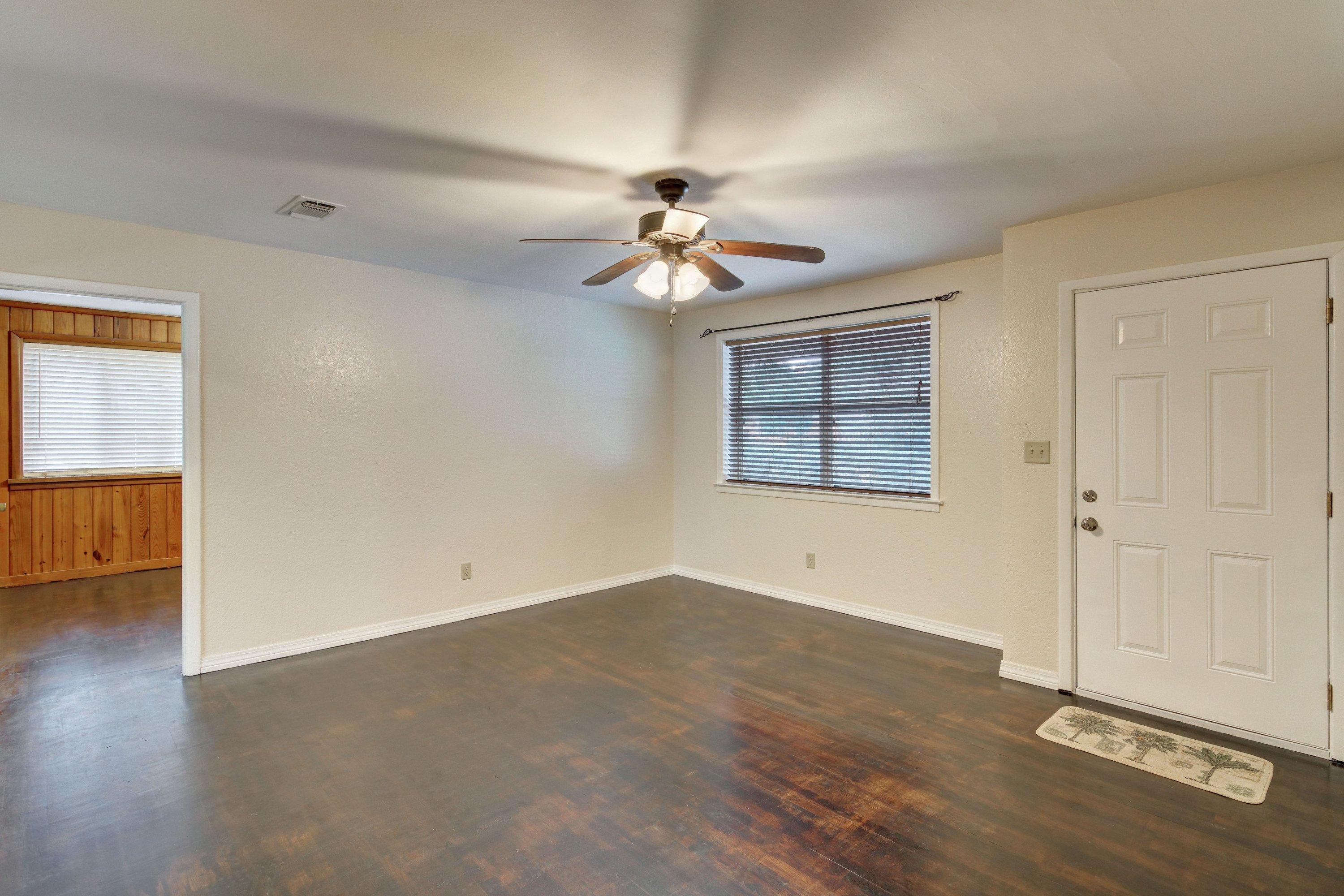 BELLE MEADE - Residential