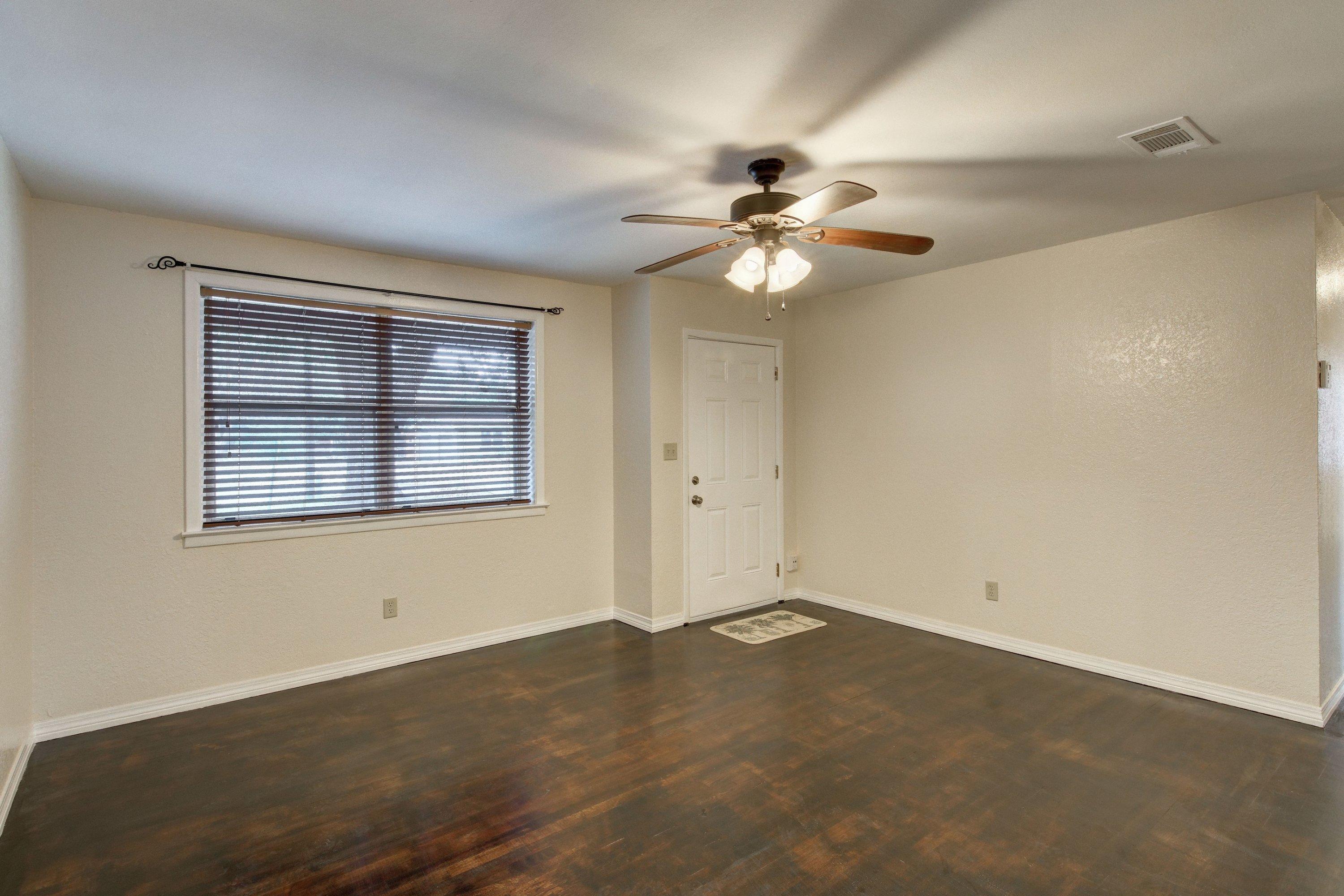 BELLE MEADE - Residential