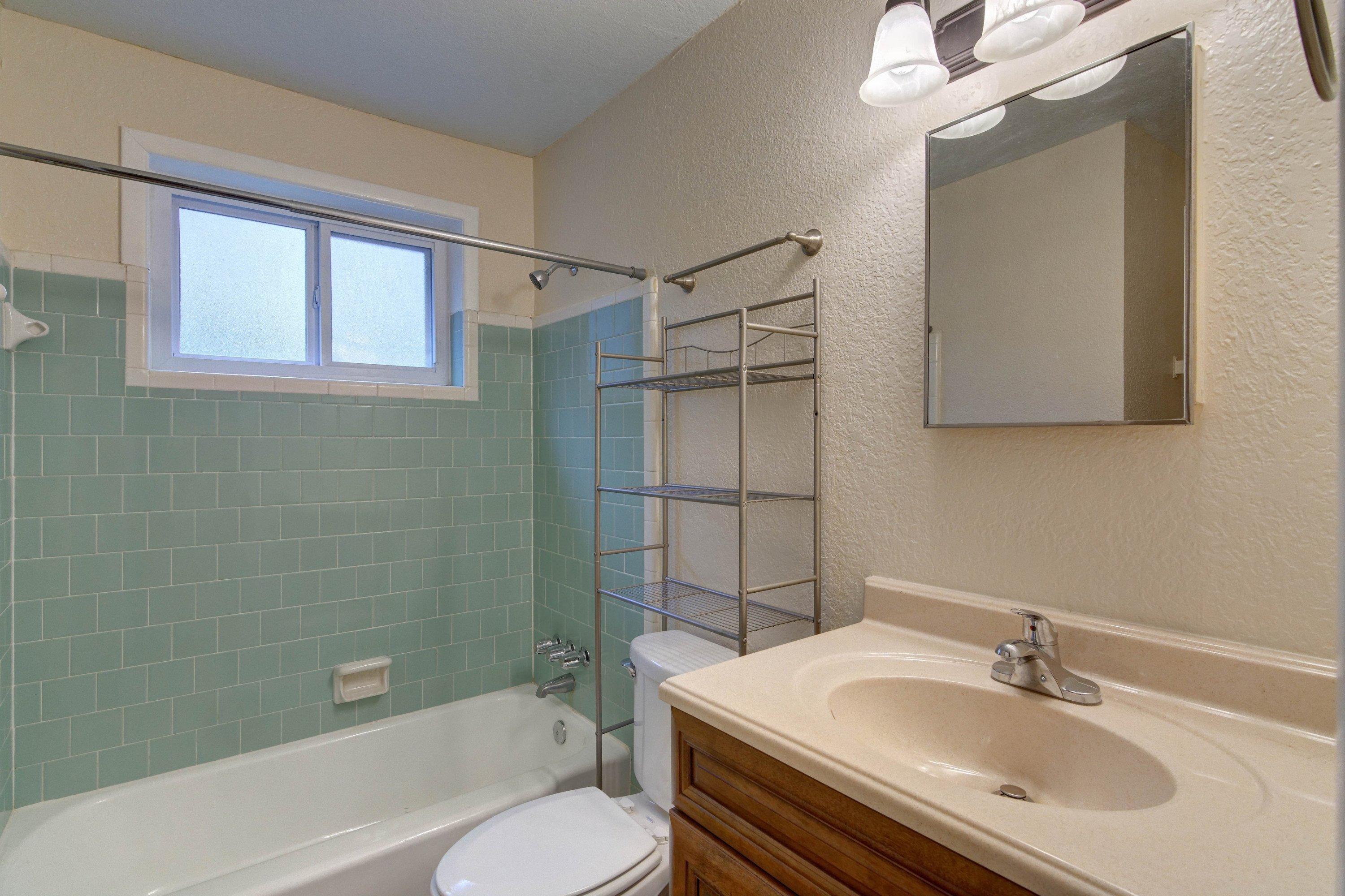 BELLE MEADE - Residential