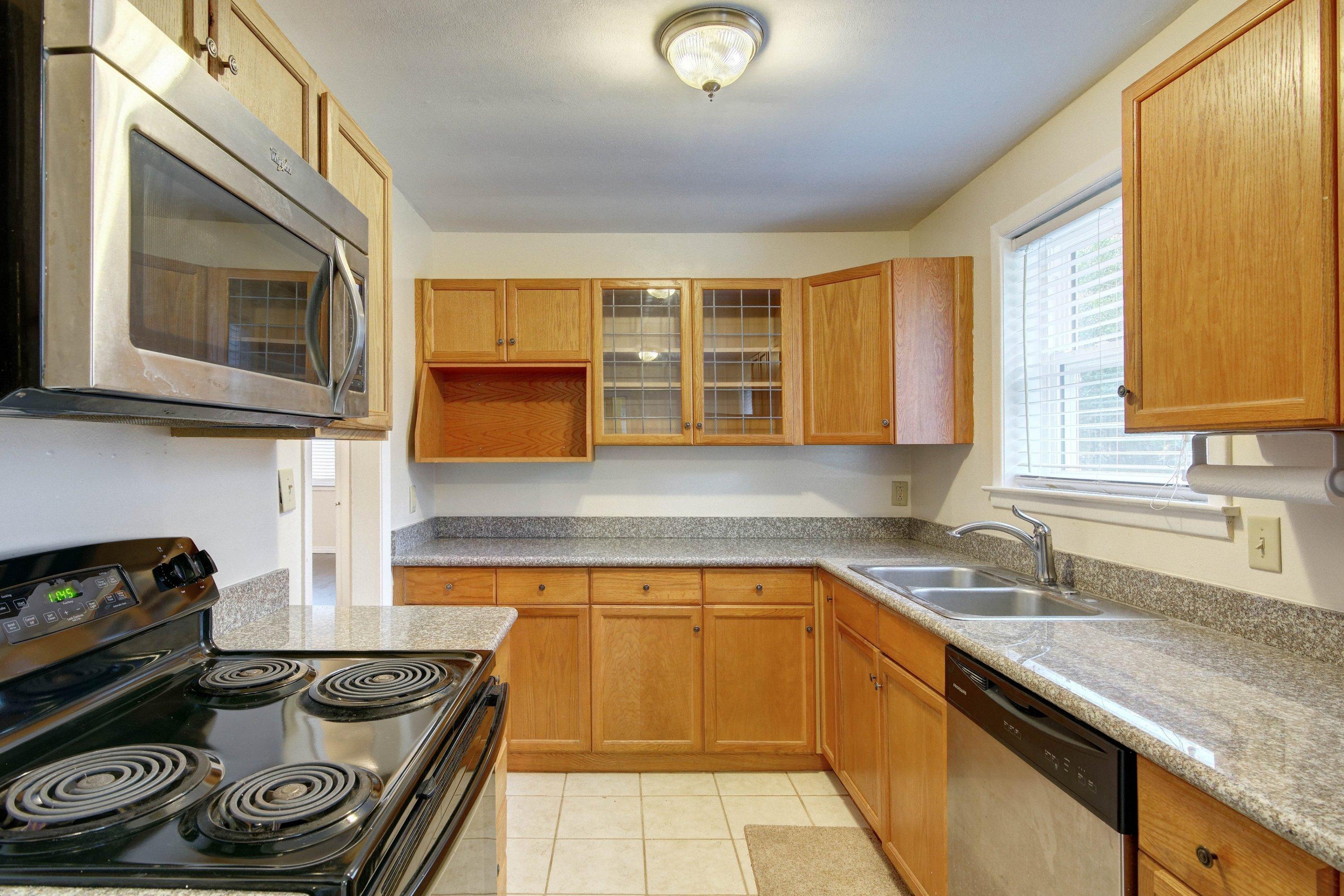 BELLE MEADE - Residential