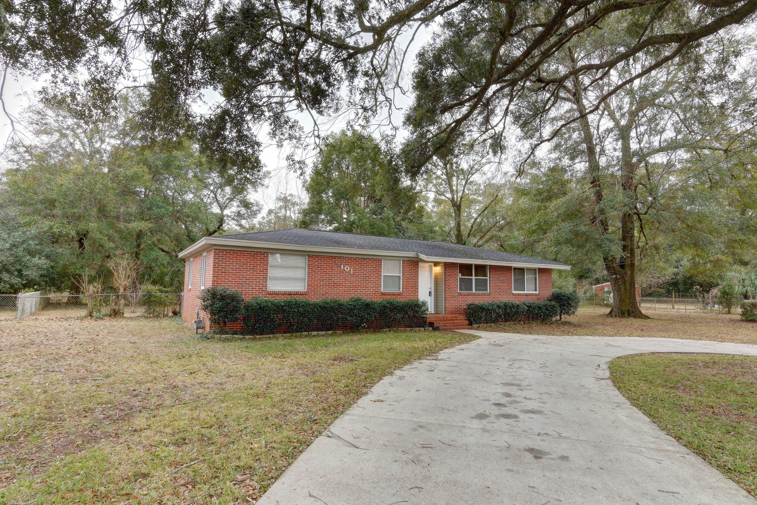 BELLE MEADE - Residential