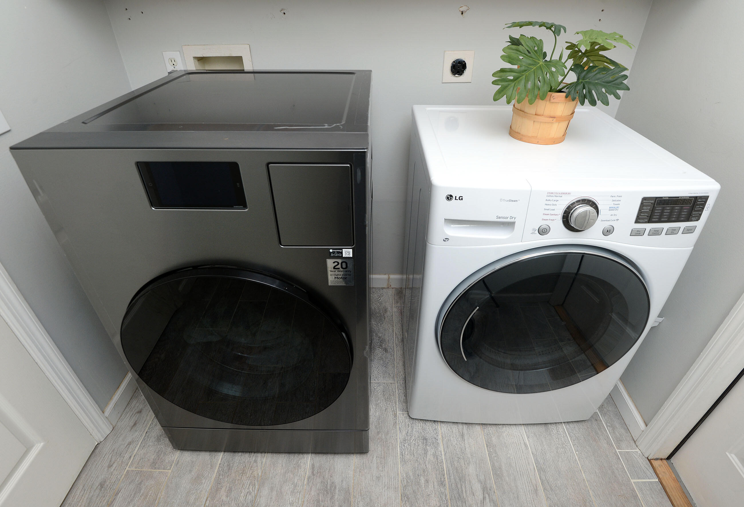 HIDDEN PINES PH 2 - Residential