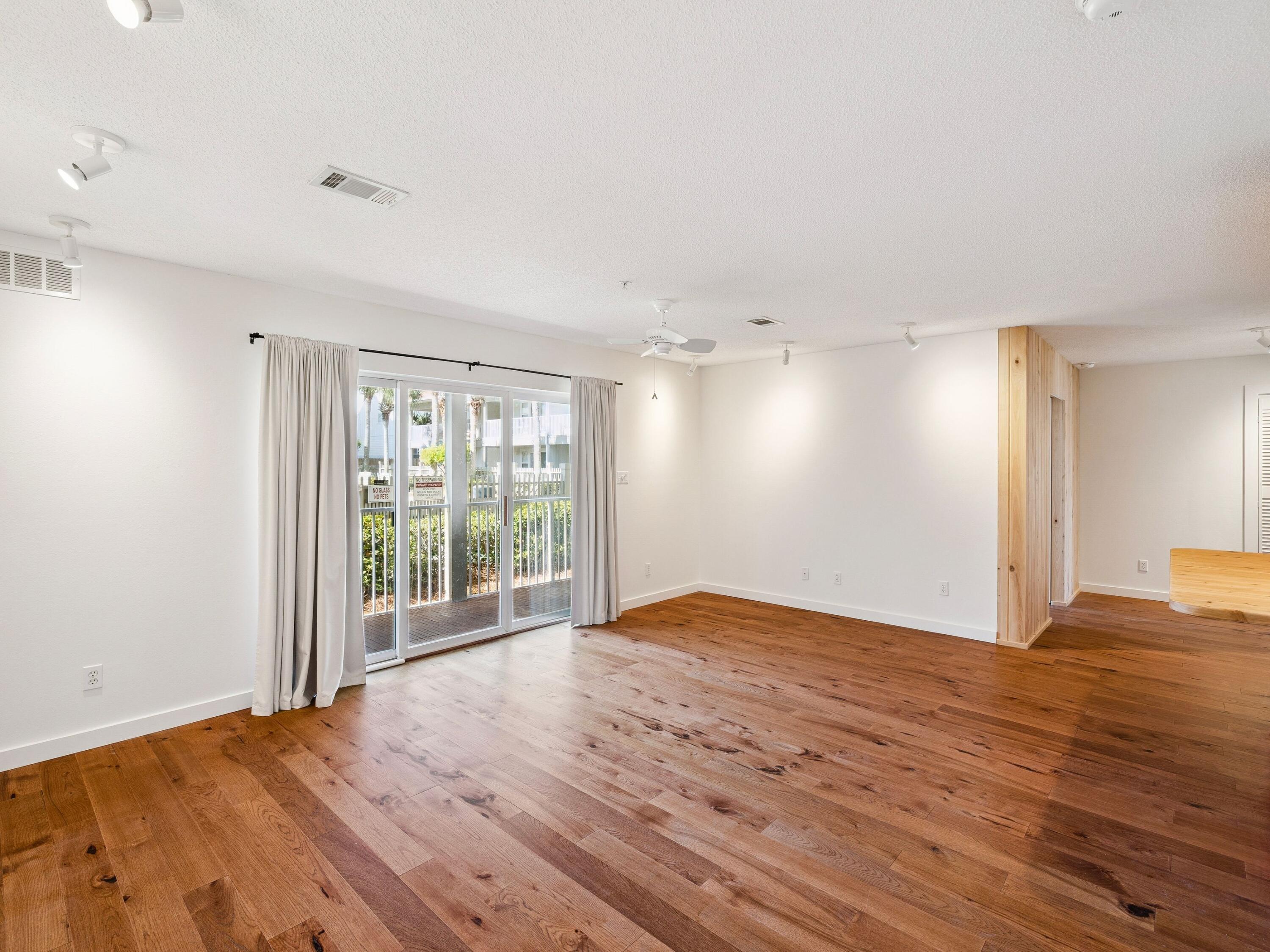 ROLLIN TIDE VILLAS - Residential