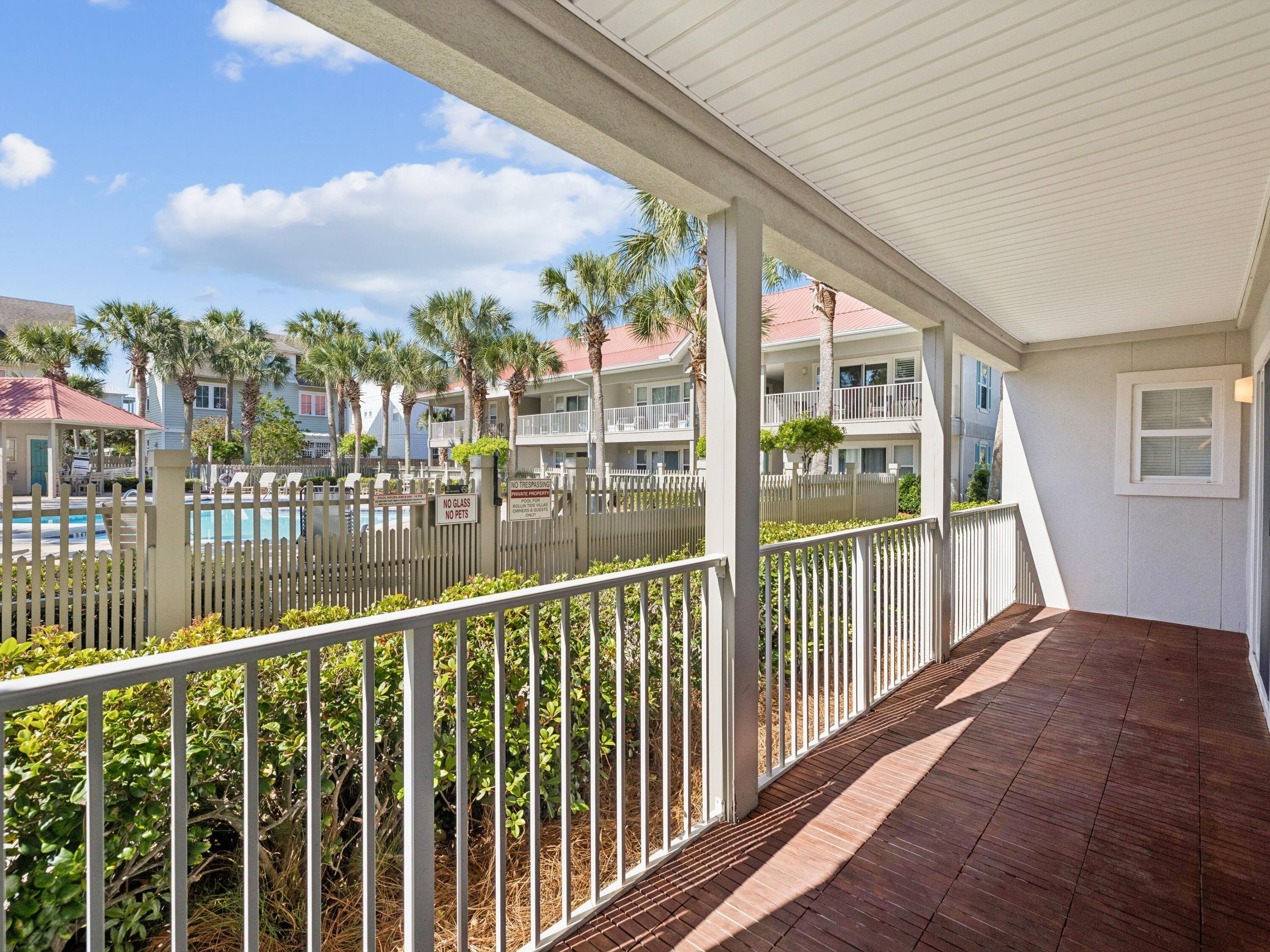 ROLLIN TIDE VILLAS - Residential