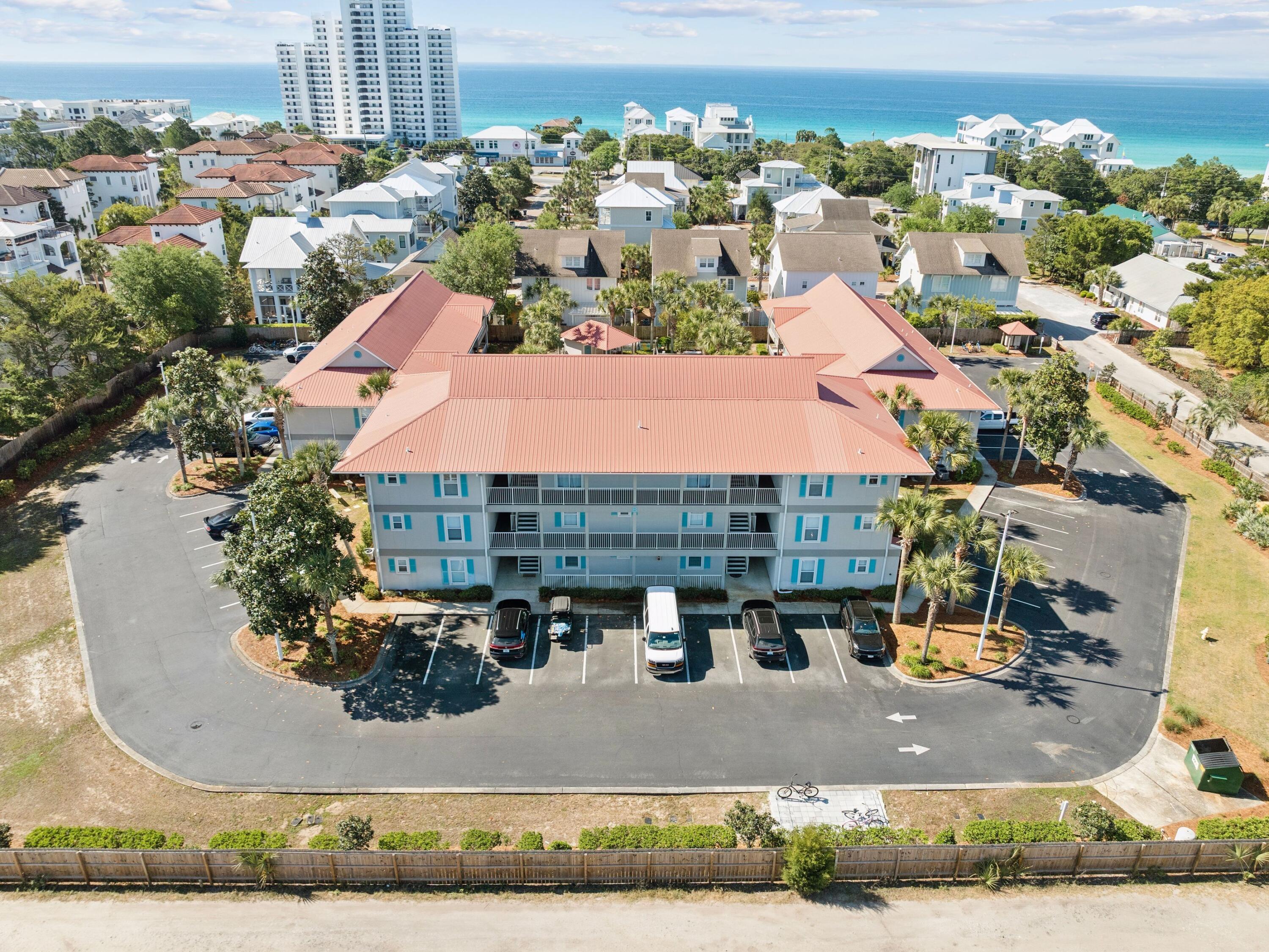 ROLLIN TIDE VILLAS - Residential