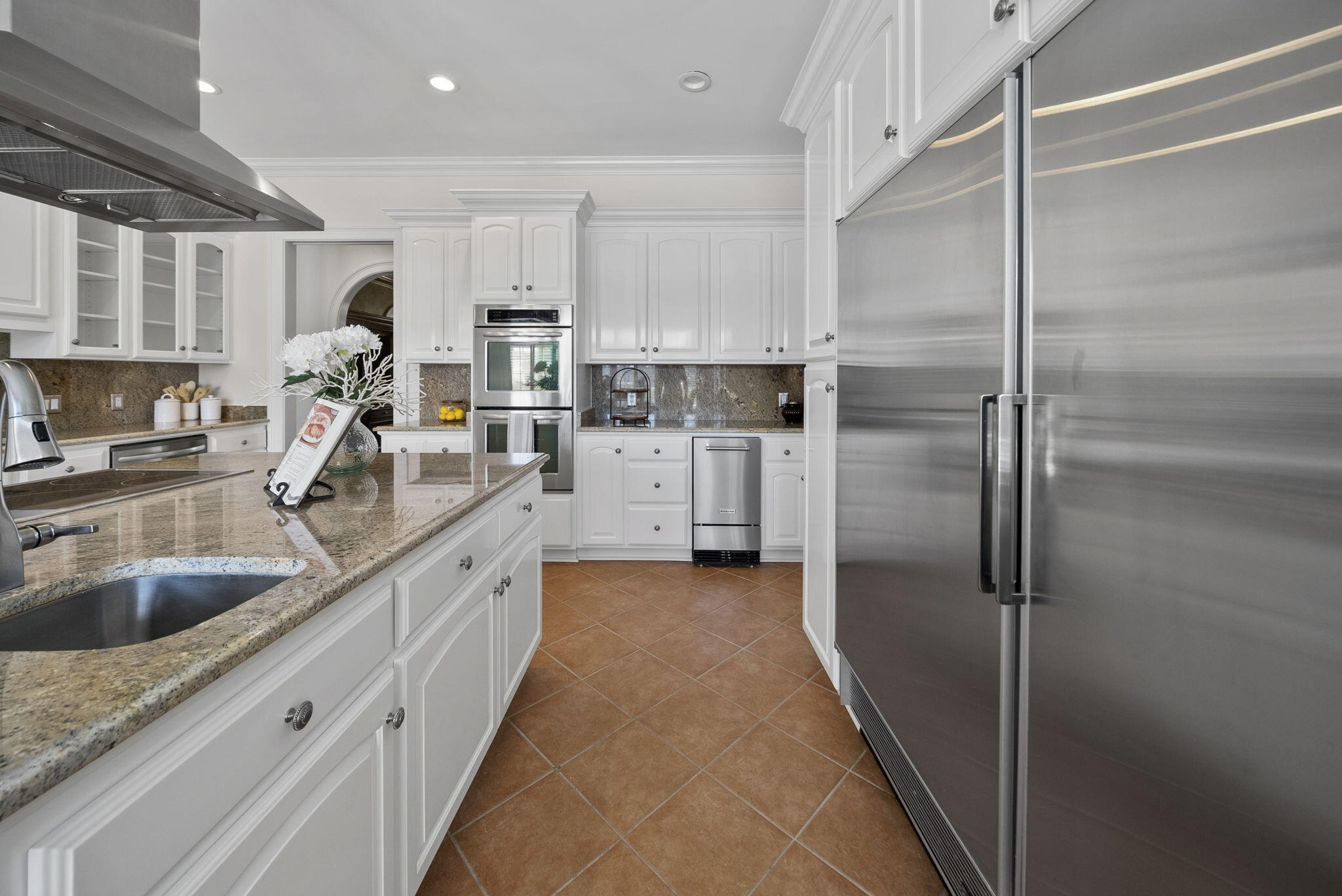 KINGS POINT - Residential