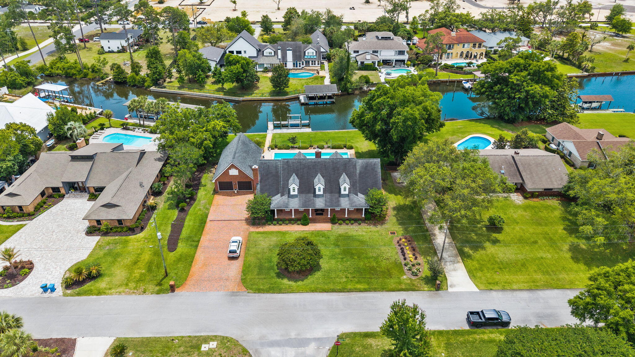 KINGS POINT - Residential