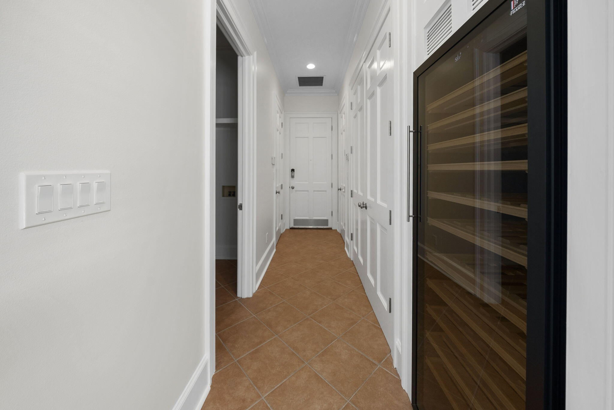 KINGS POINT - Residential