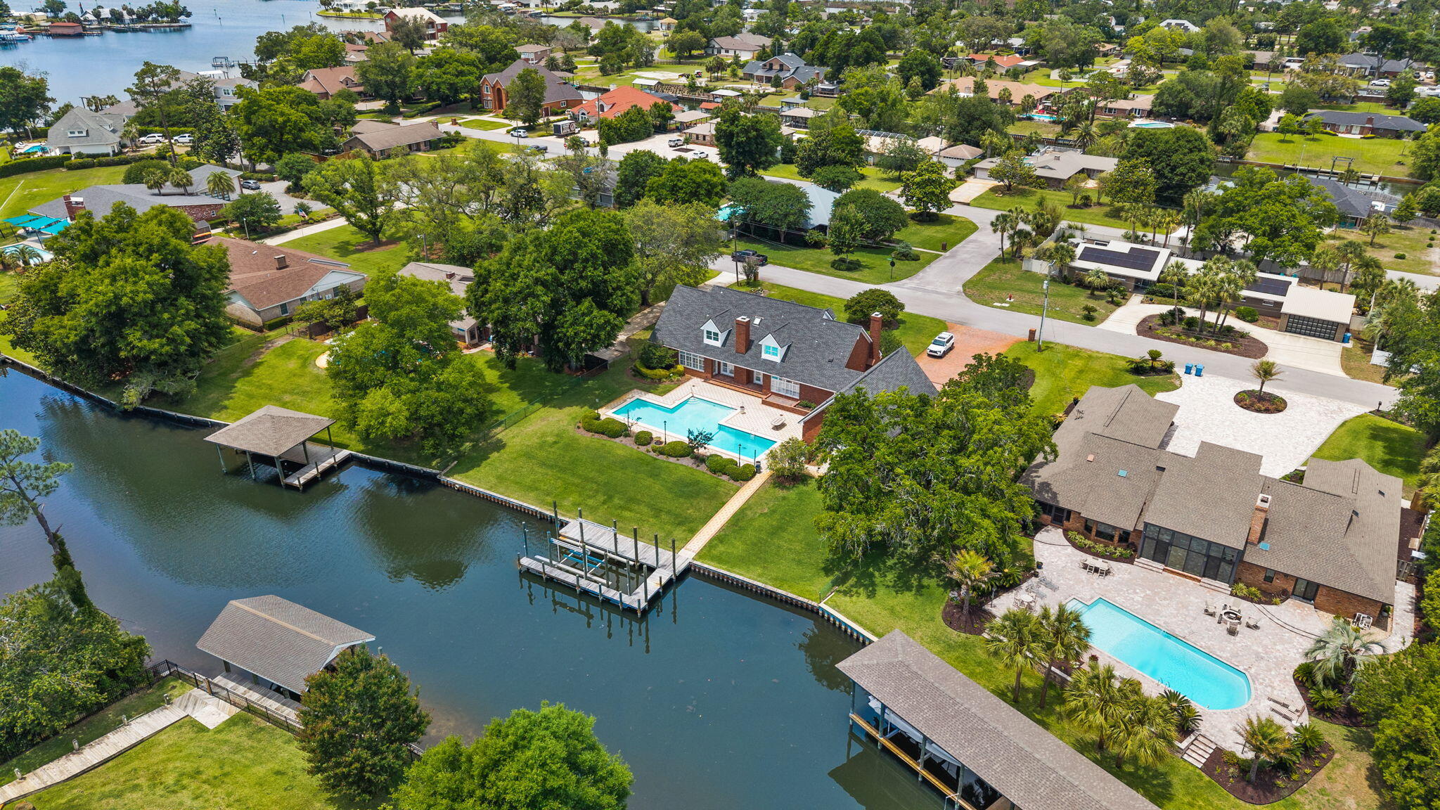 KINGS POINT - Residential
