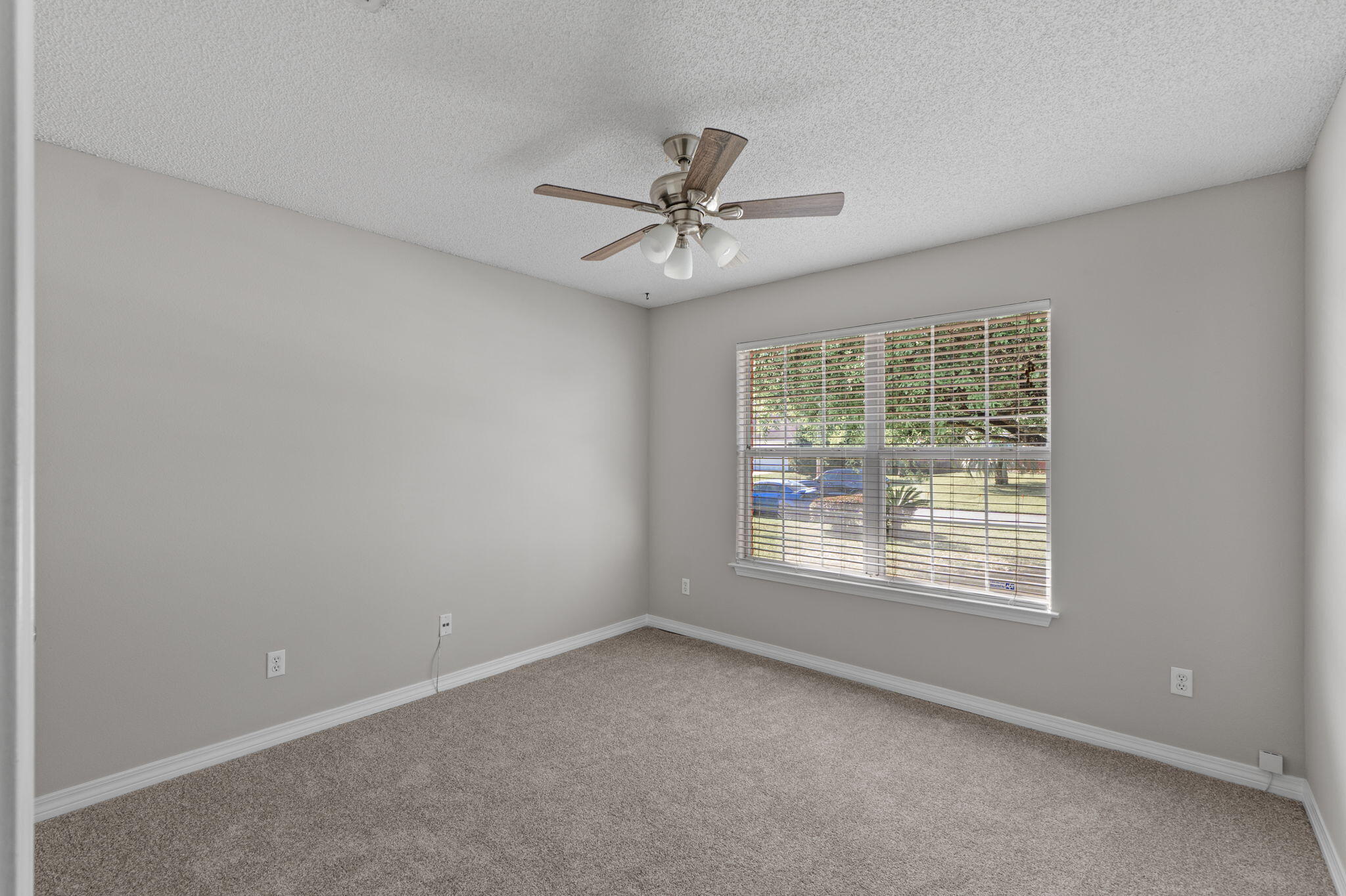 NAVARRE S/D 2ND ADDN - Residential