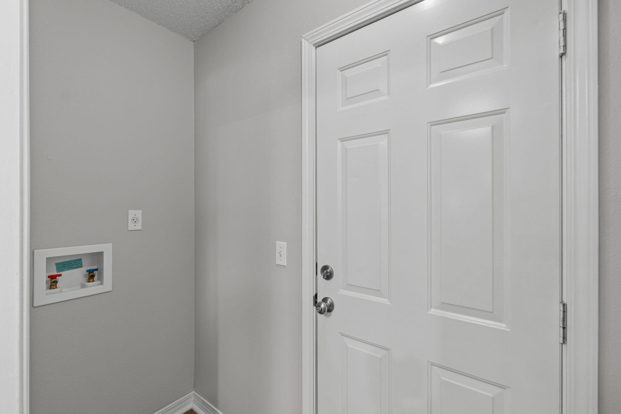 NAVARRE S/D 2ND ADDN - Residential