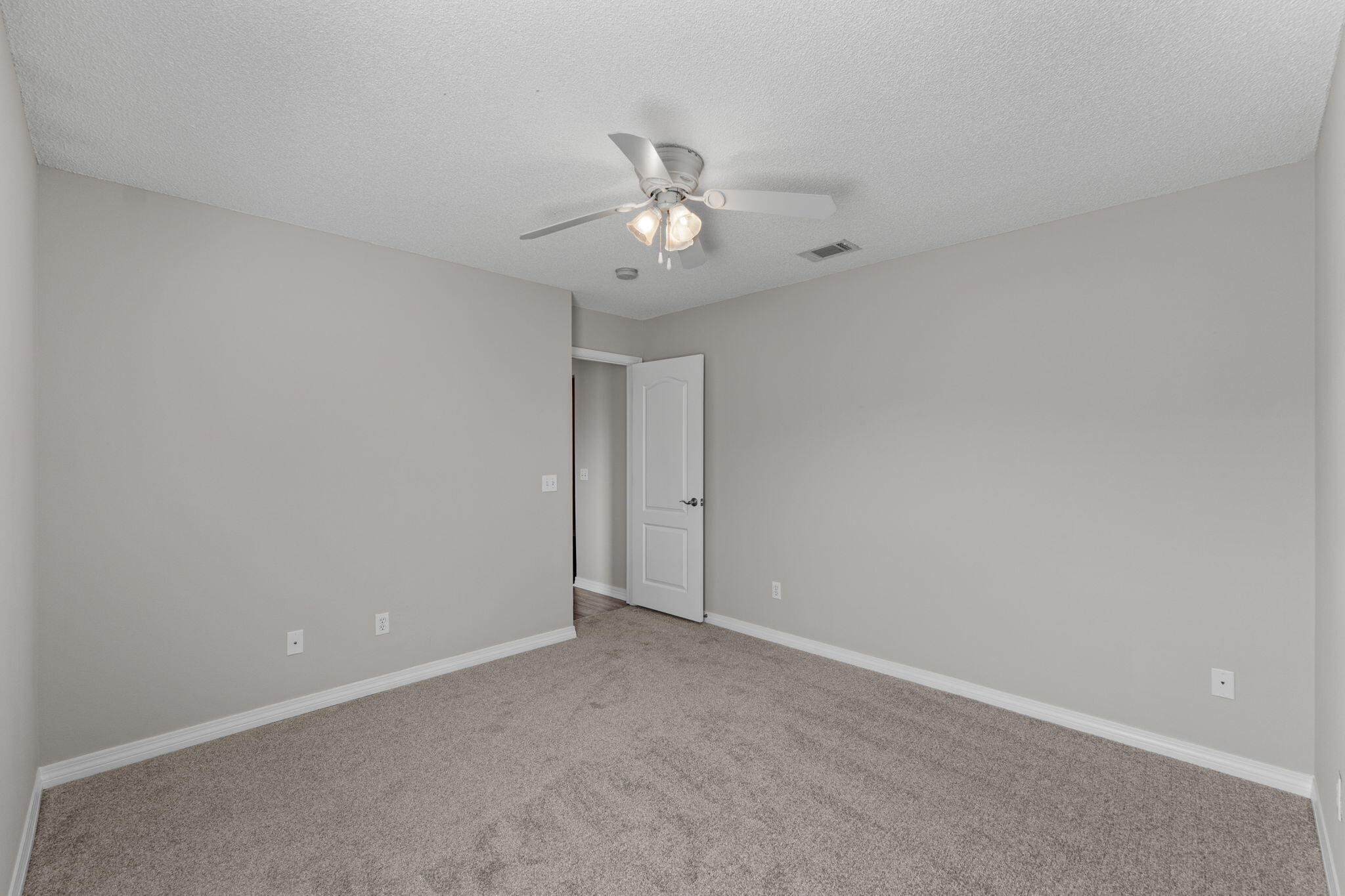 NAVARRE S/D 2ND ADDN - Residential