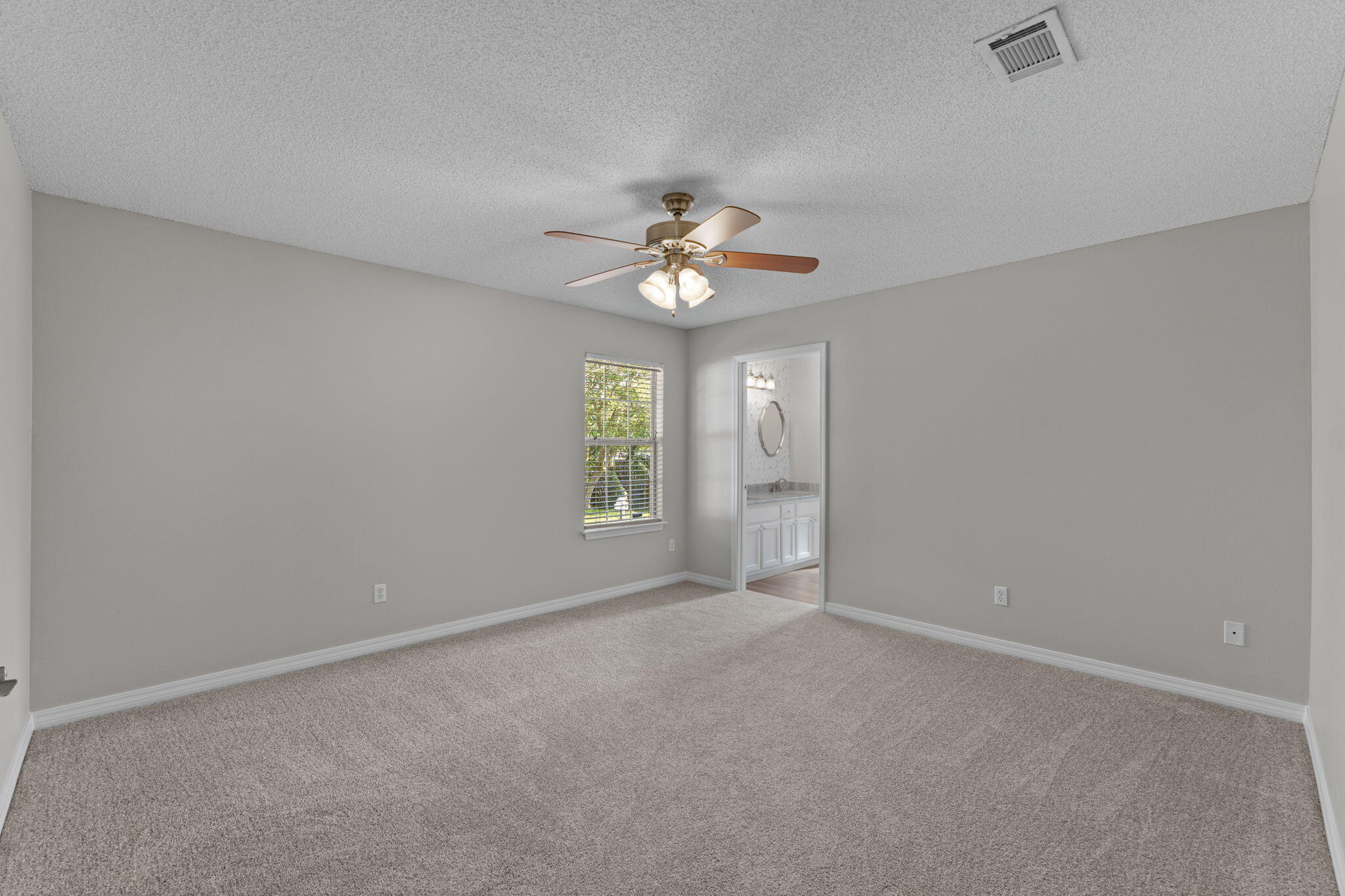 NAVARRE S/D 2ND ADDN - Residential