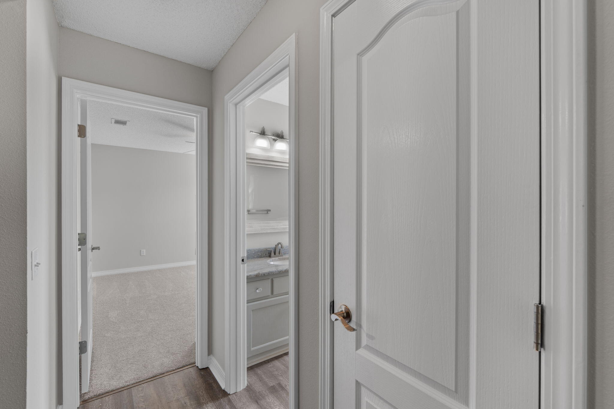 NAVARRE S/D 2ND ADDN - Residential