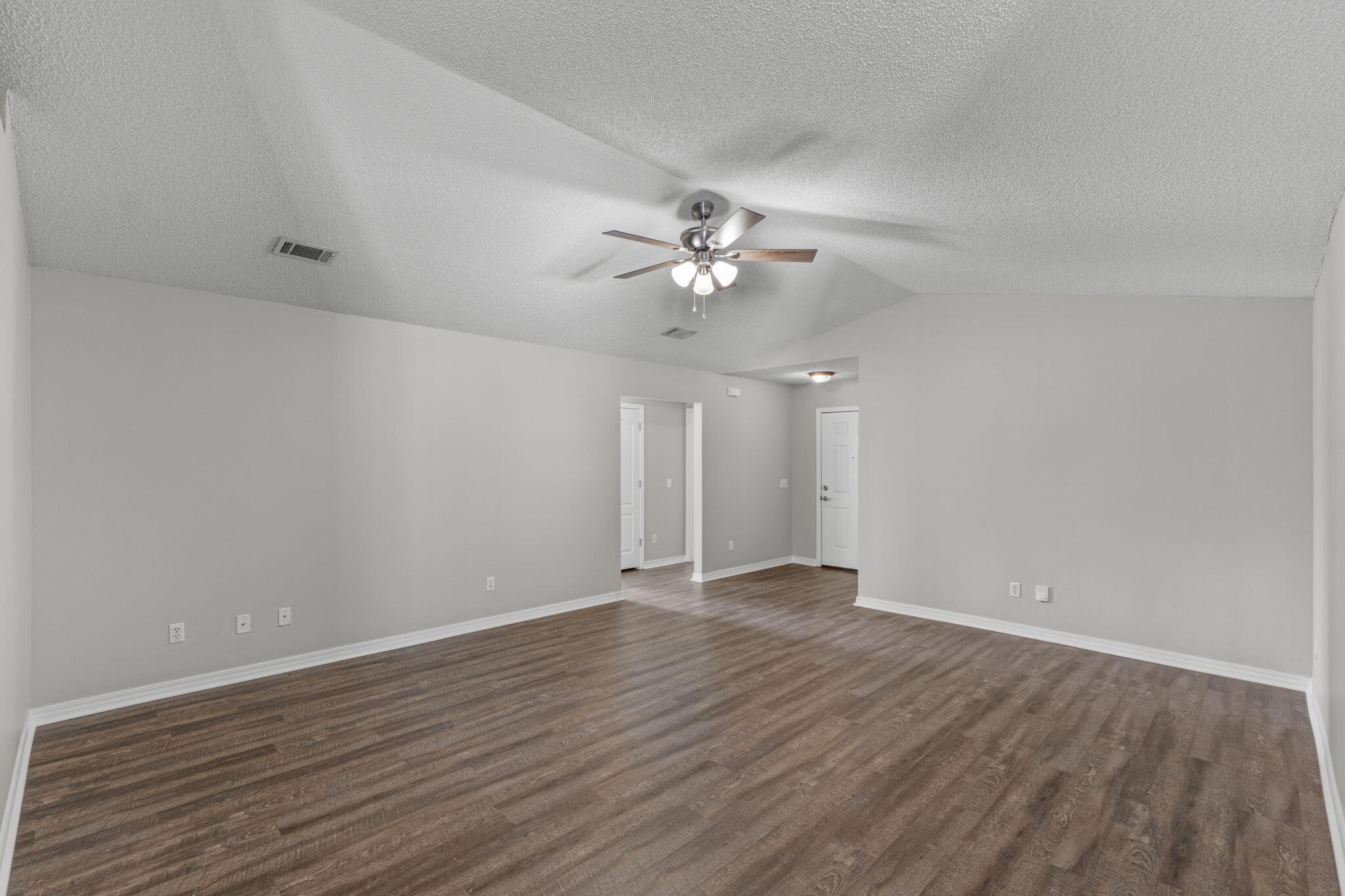 NAVARRE S/D 2ND ADDN - Residential