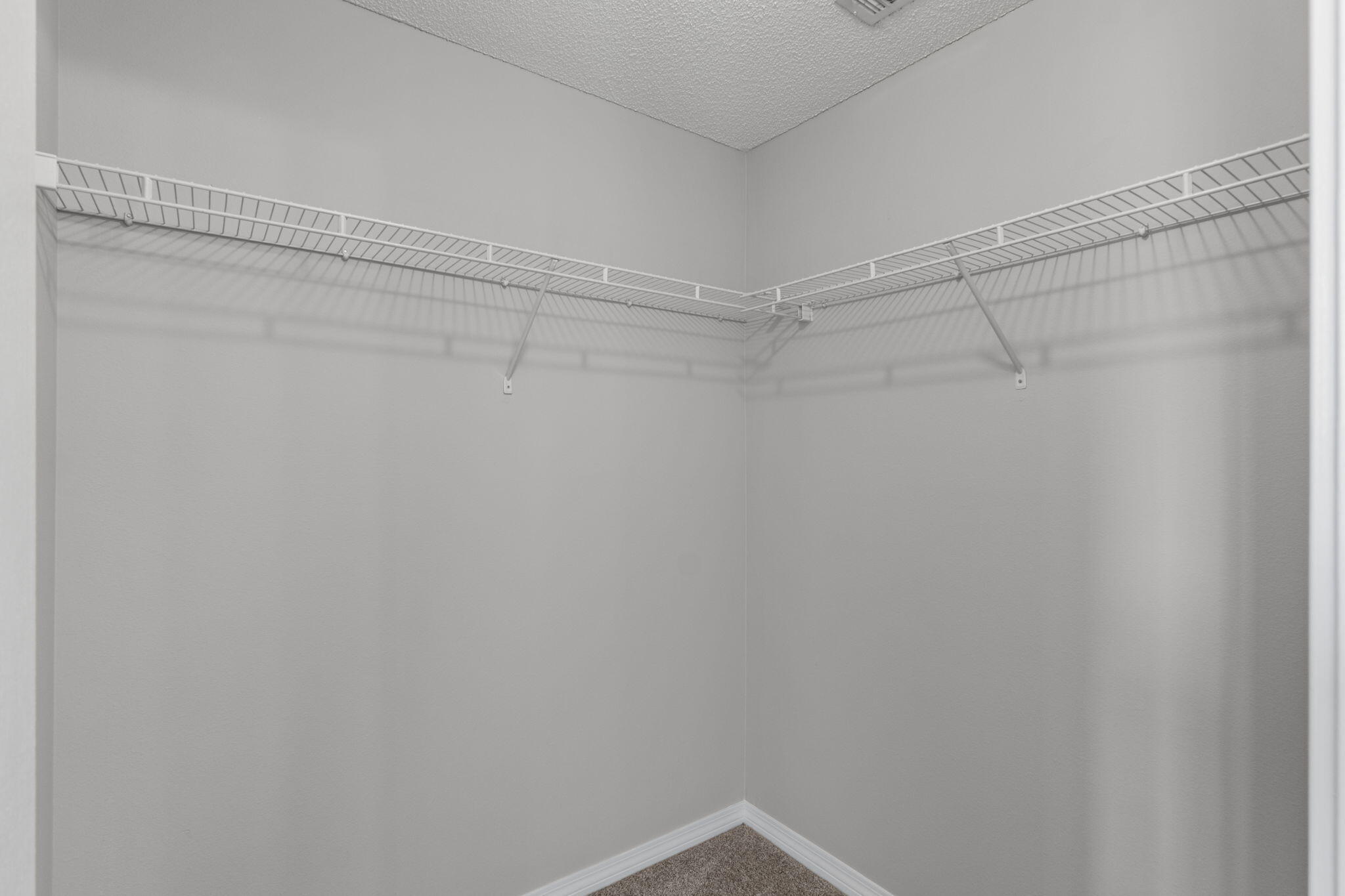 NAVARRE S/D 2ND ADDN - Residential