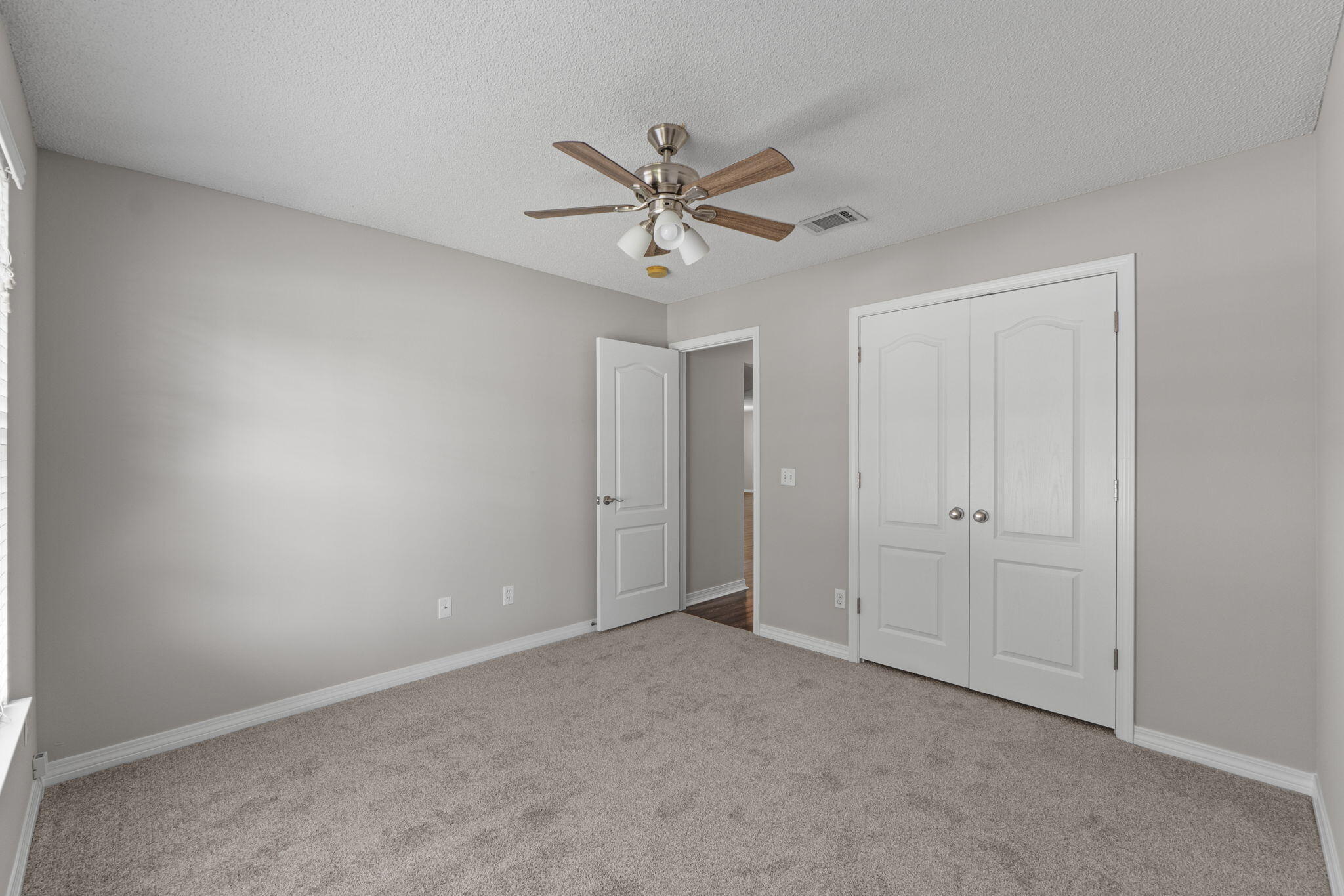 NAVARRE S/D 2ND ADDN - Residential